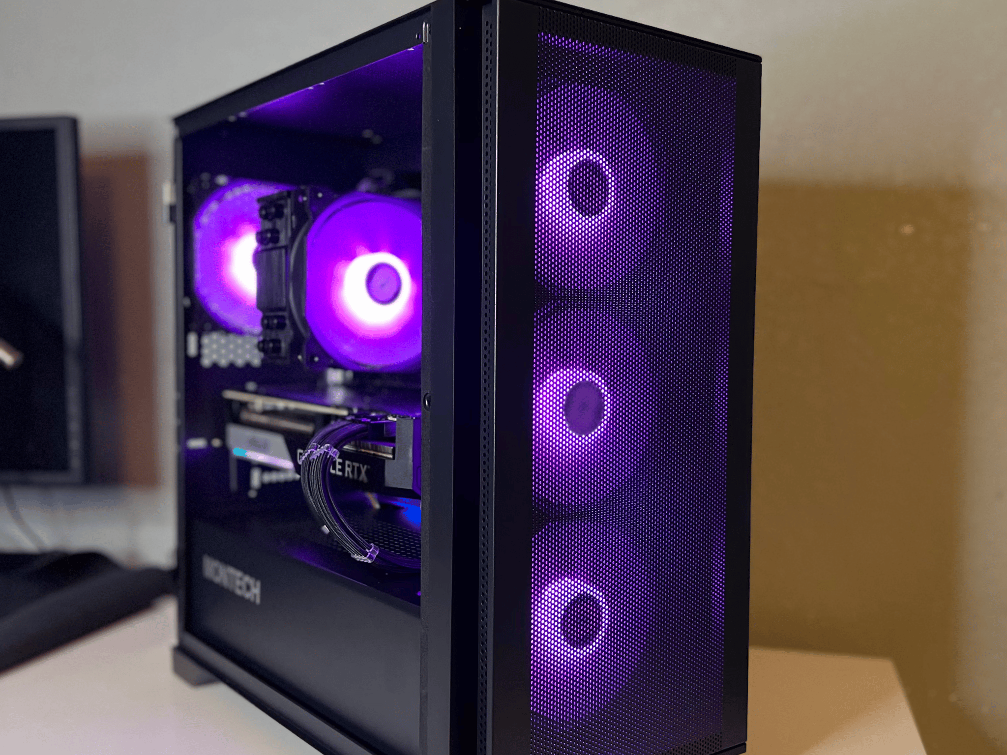 High End Gaming PC | RTX 3070 + Ryzen 7 5800X + 32GB RAM + 1TB NVME GEN4