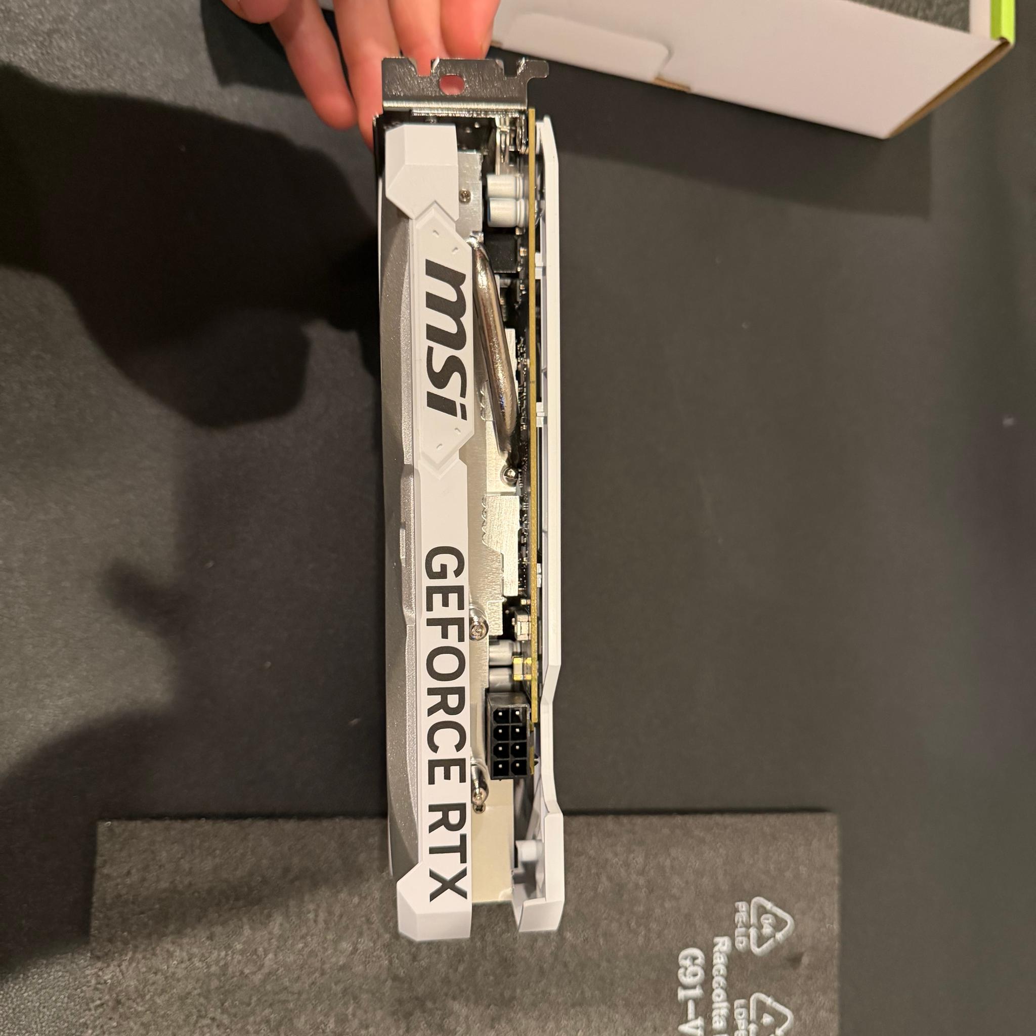 RTX 4060 Ventus 2x White 8G OC