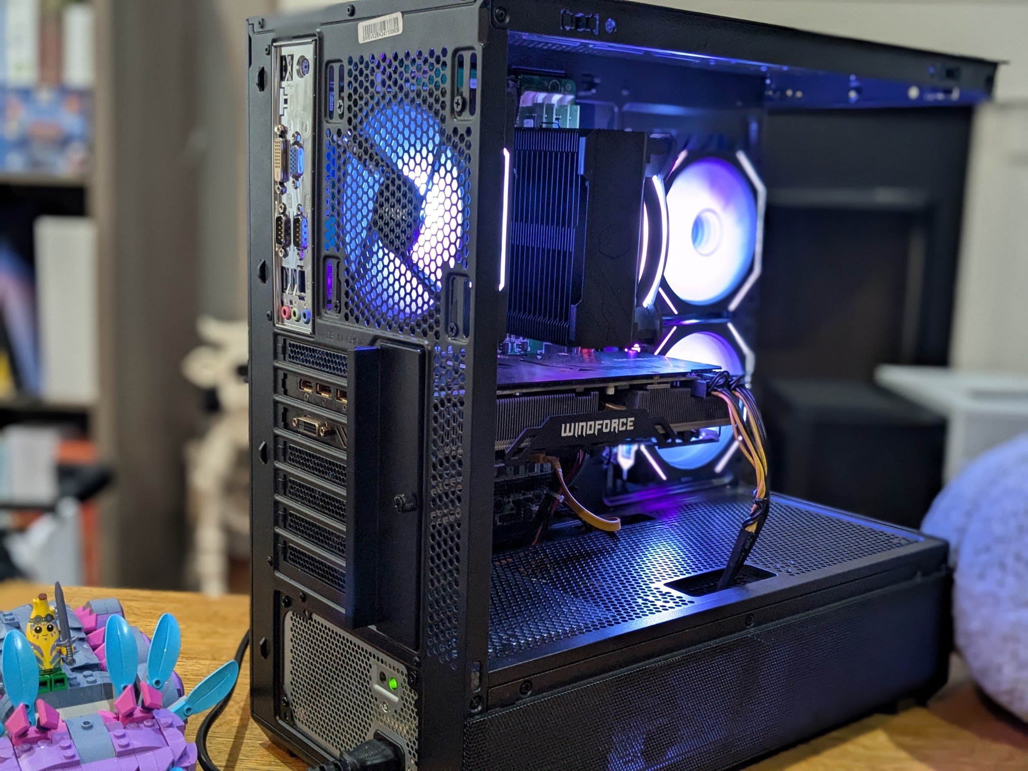 120 FPS Fortnite | 180 Day Warranty | i7-4770, 16GB RAM, AMD R9 Fury, 512GB, Win or Linux