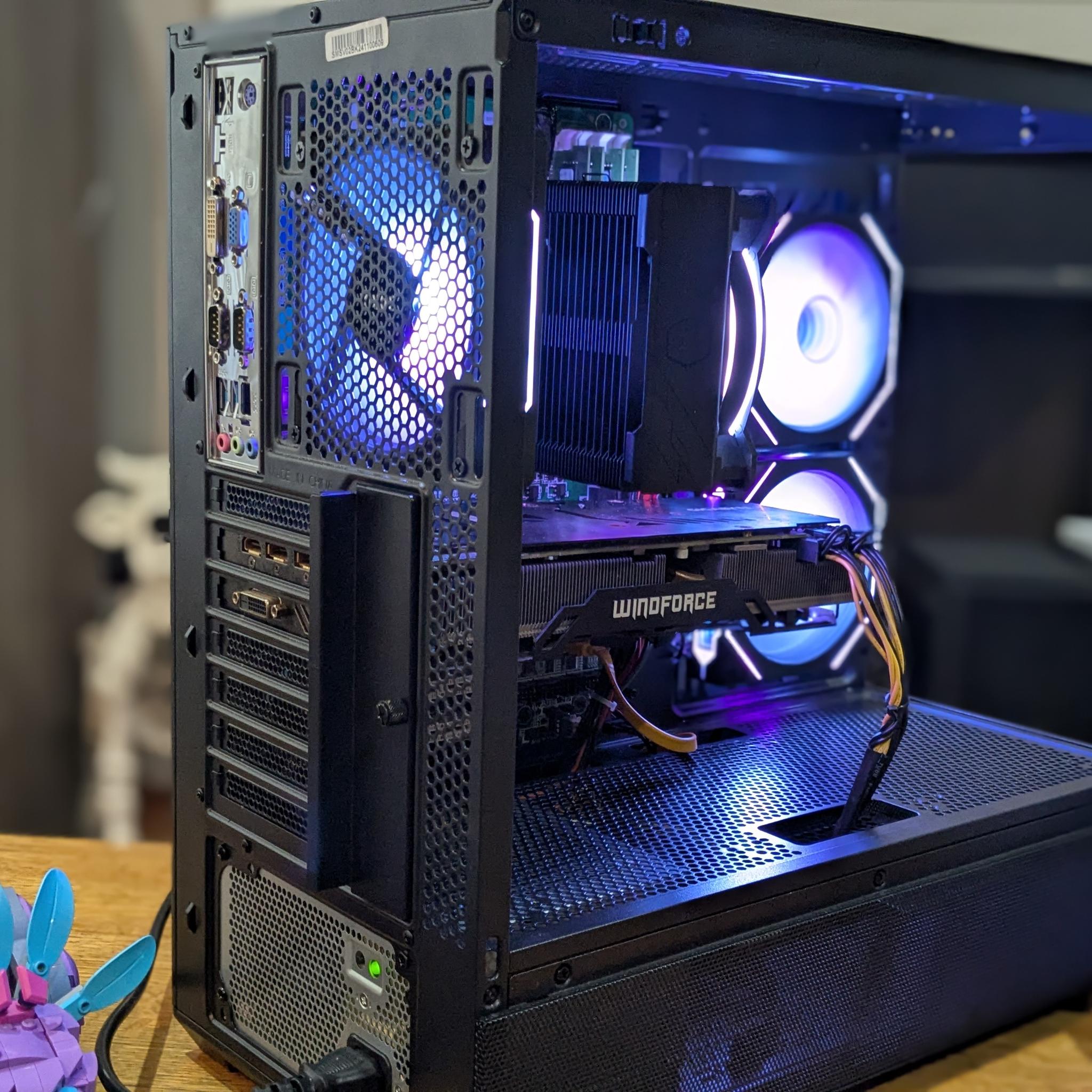 120 FPS Fortnite | 180 Day Warranty | i7-4770, 16GB RAM, AMD R9 Fury, 512GB, Win or Linux