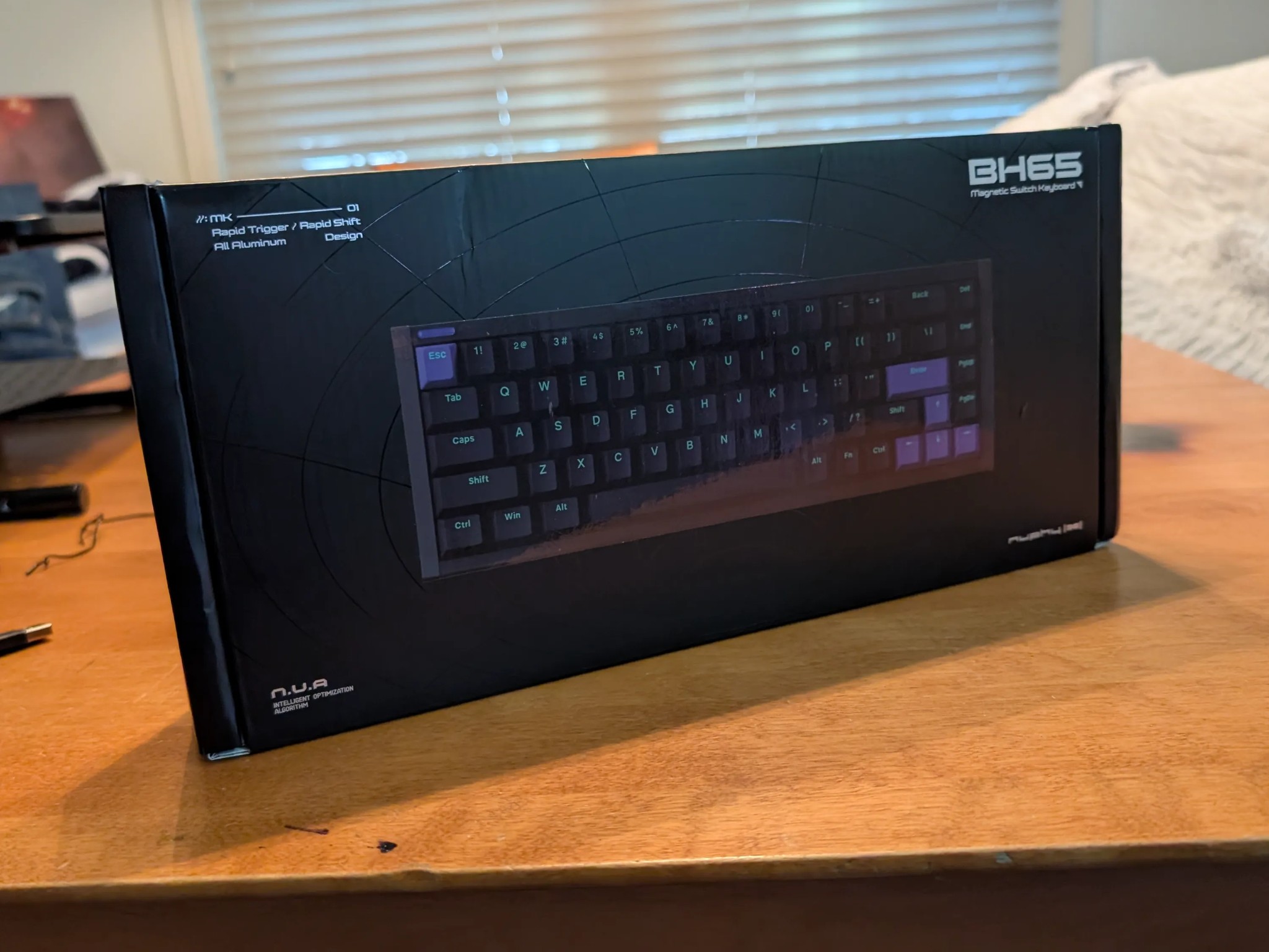 NuPhyX BH65 keyboard w/magnetic switches, aluminum build, brand new/unused