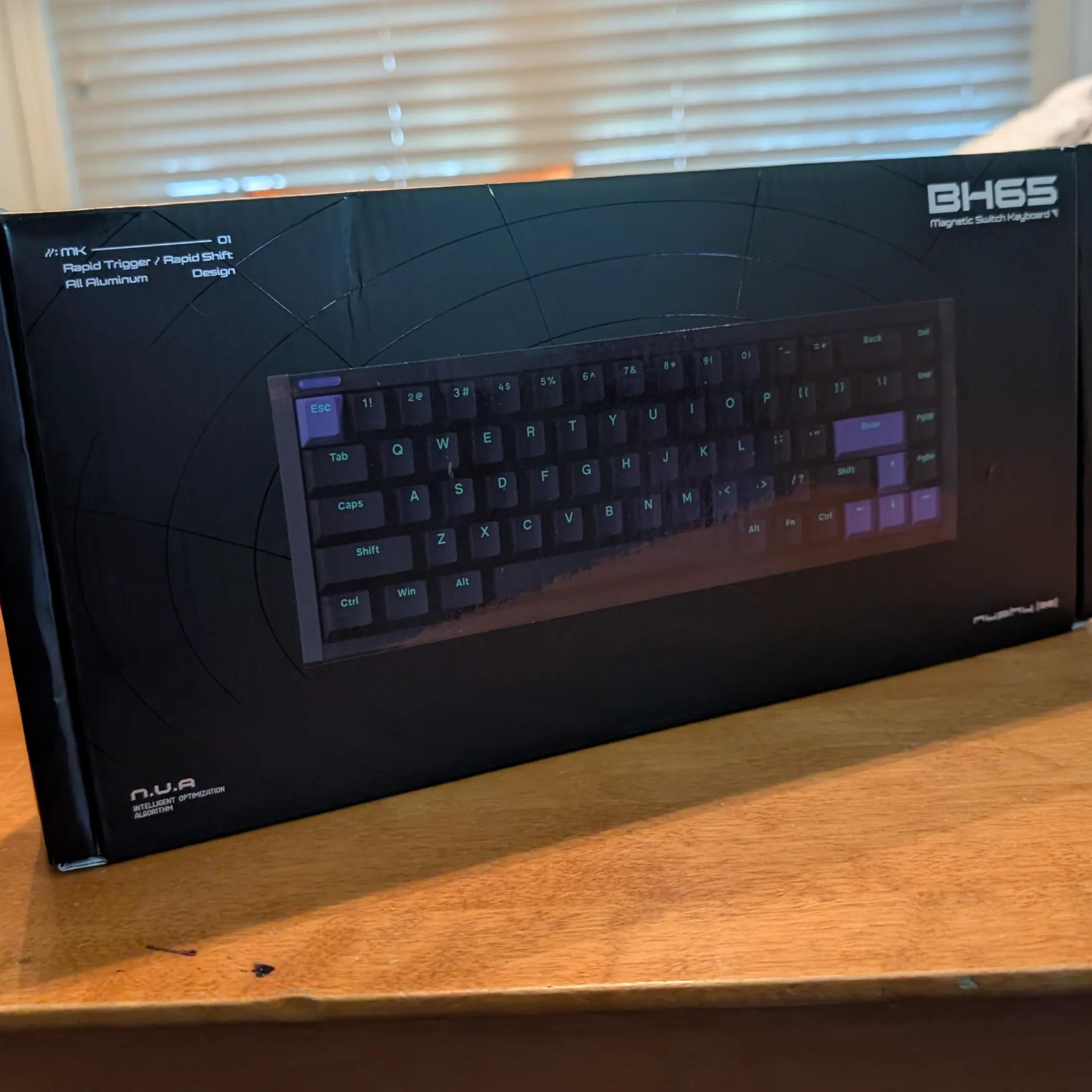 NuPhyX BH65 keyboard w/magnetic switches, aluminum build, brand new/unused