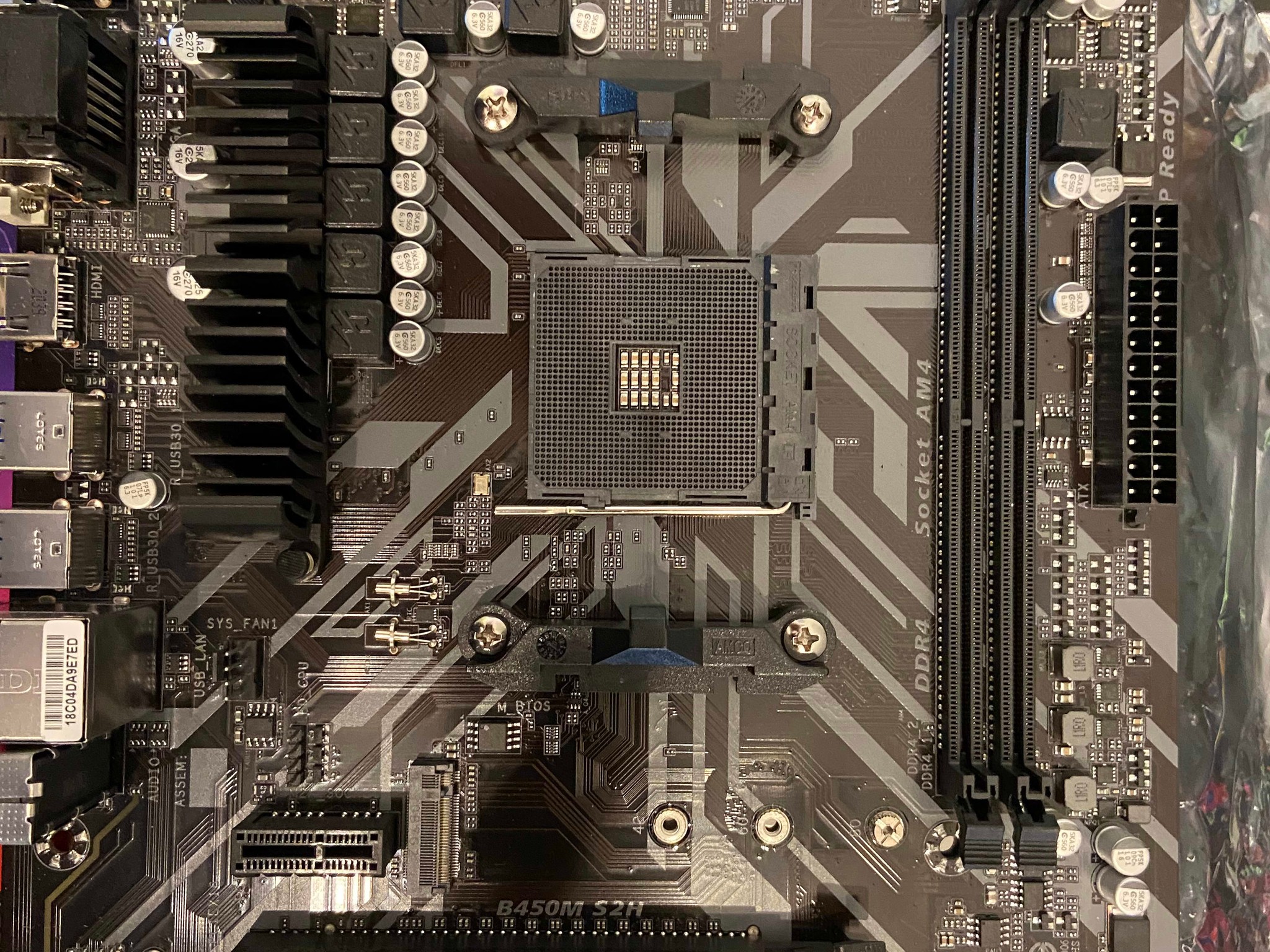 Gigabyte B450M S2H M-ATX motherboard with free CPU cooler!