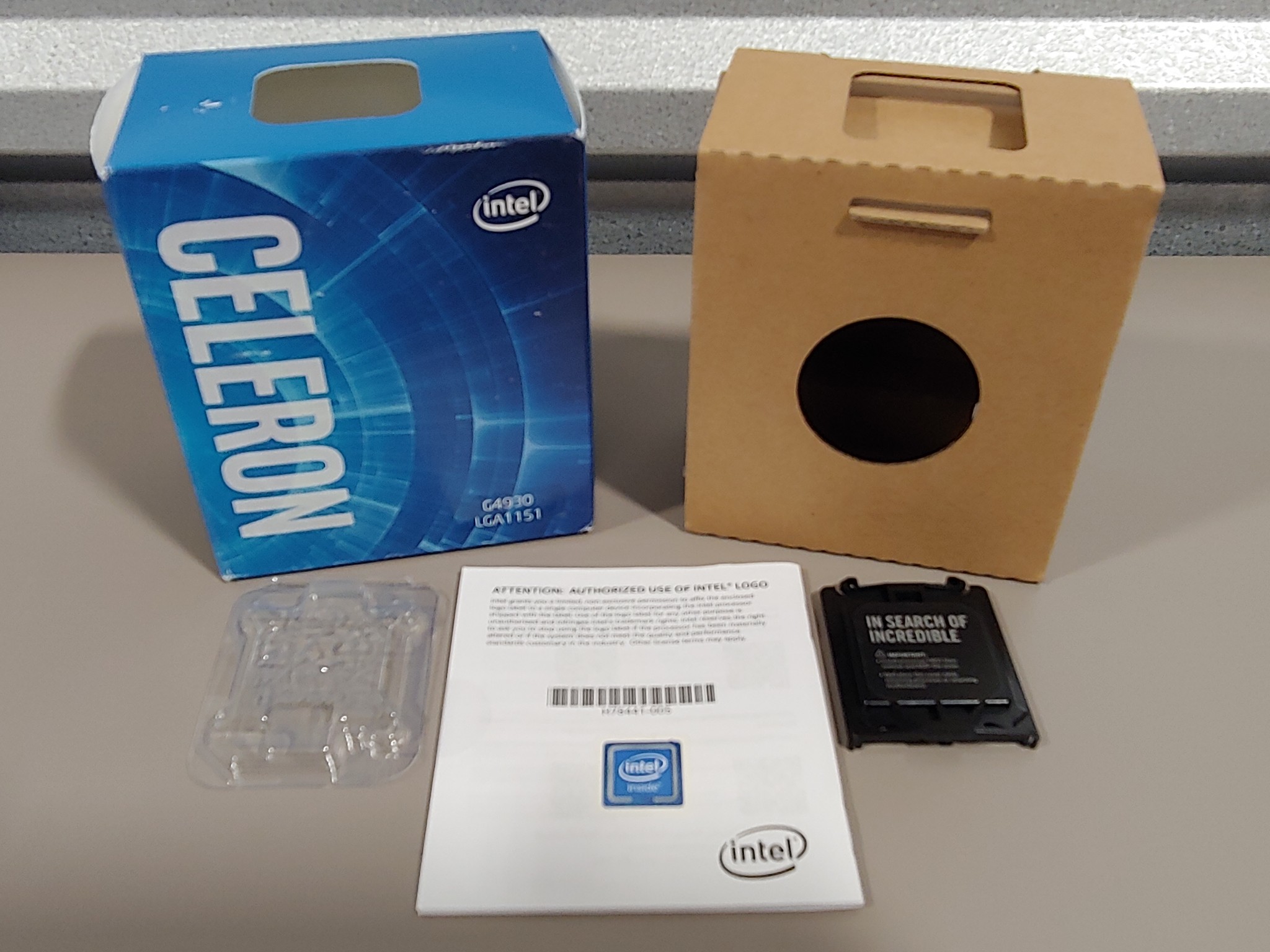 ASUS PRIME Z390-P + Celeron G4930 + 8GB DDR4-2400 – Tested – Box & Accessories