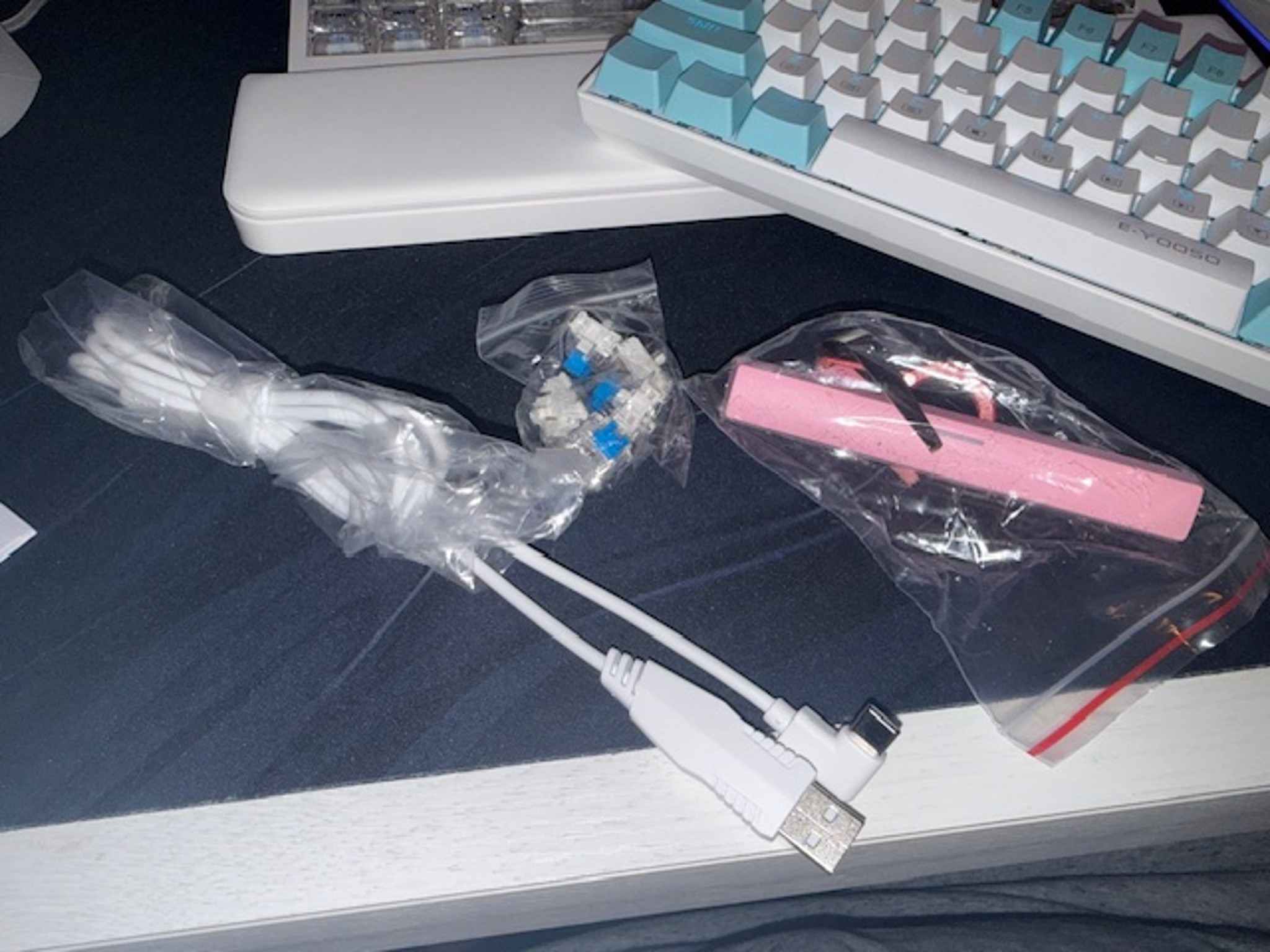 E-YOOSO Z-686, Hot swap switchs