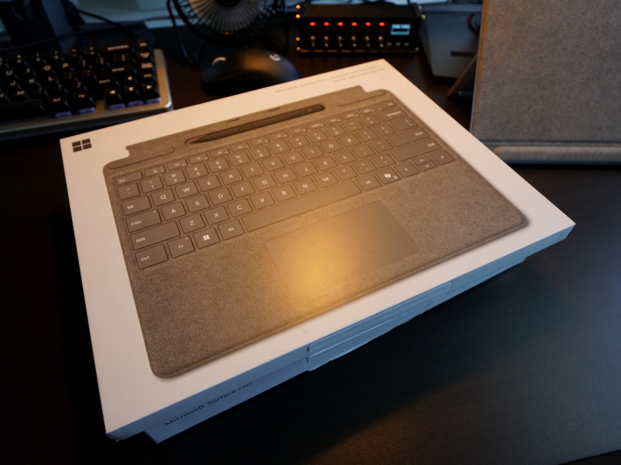 Microsoft Surface Pro 11 Snapdragon X Elite w/ Keyboard and Pen