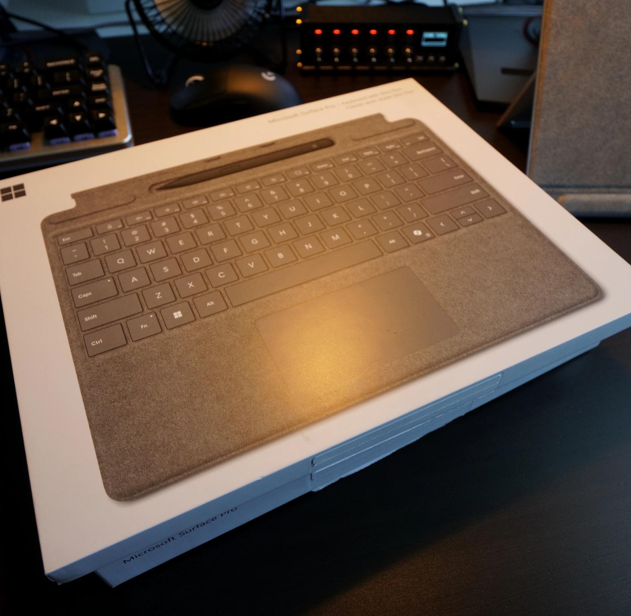 Microsoft Surface Pro 11 Snapdragon X Elite w/ Keyboard and Pen