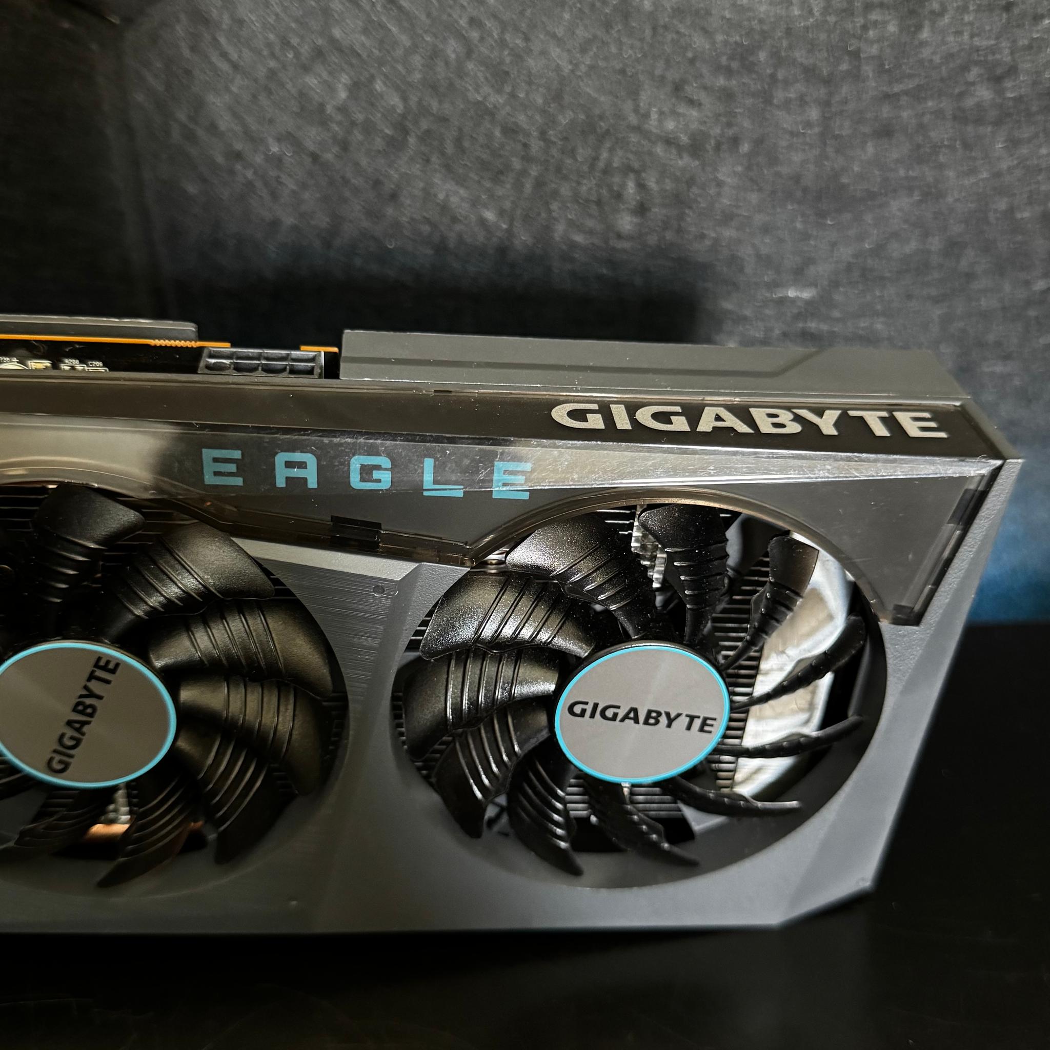 GIGABYTE Radeon RX 6600 Eagle 8G Graphics Card