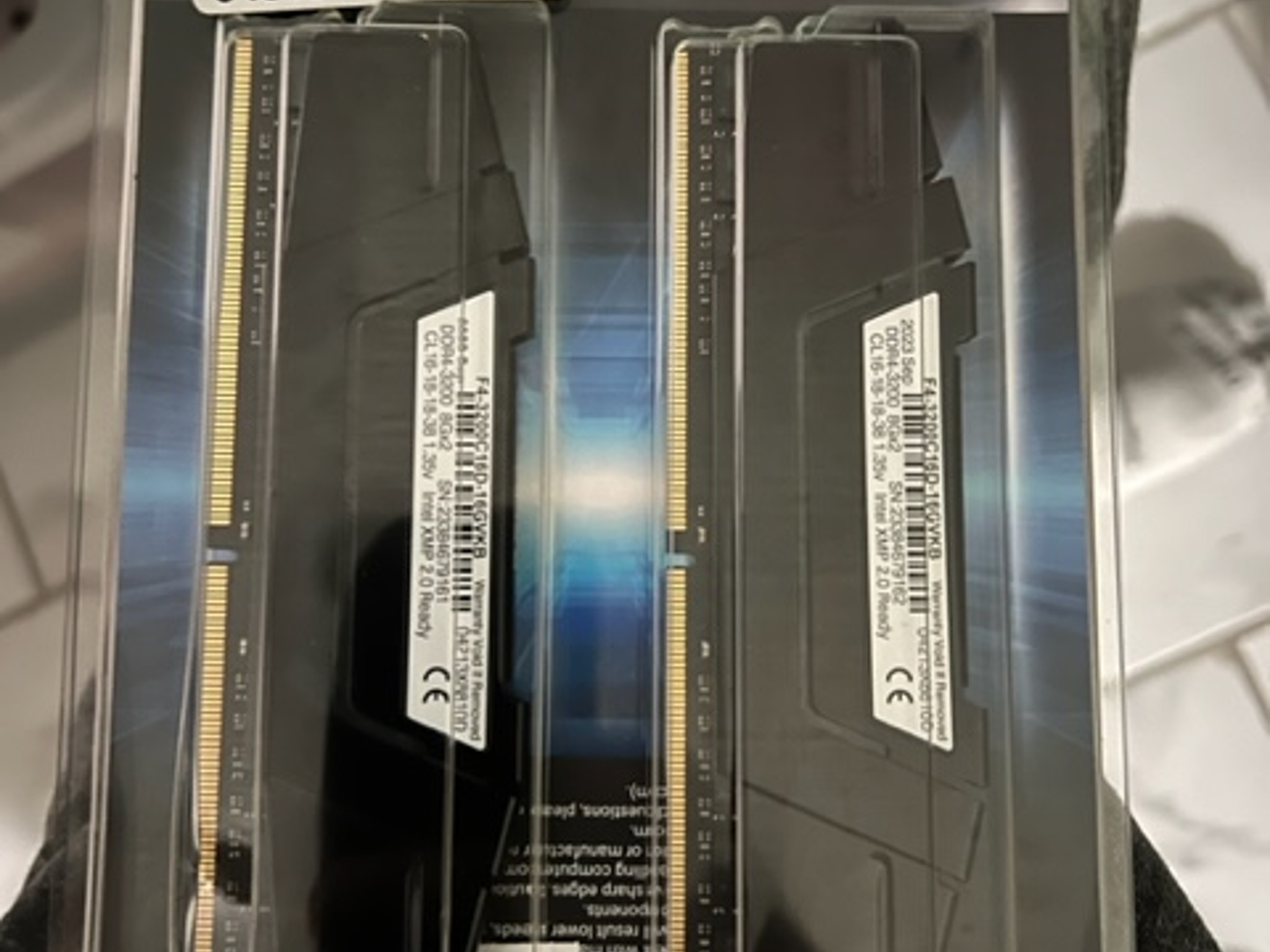 G.Skill Ripjaws V 16GB (2 x 8GB) DDR4-3200 PC4-25600 CL16 Dual Channel Desktop Memory Kit 3200C16D