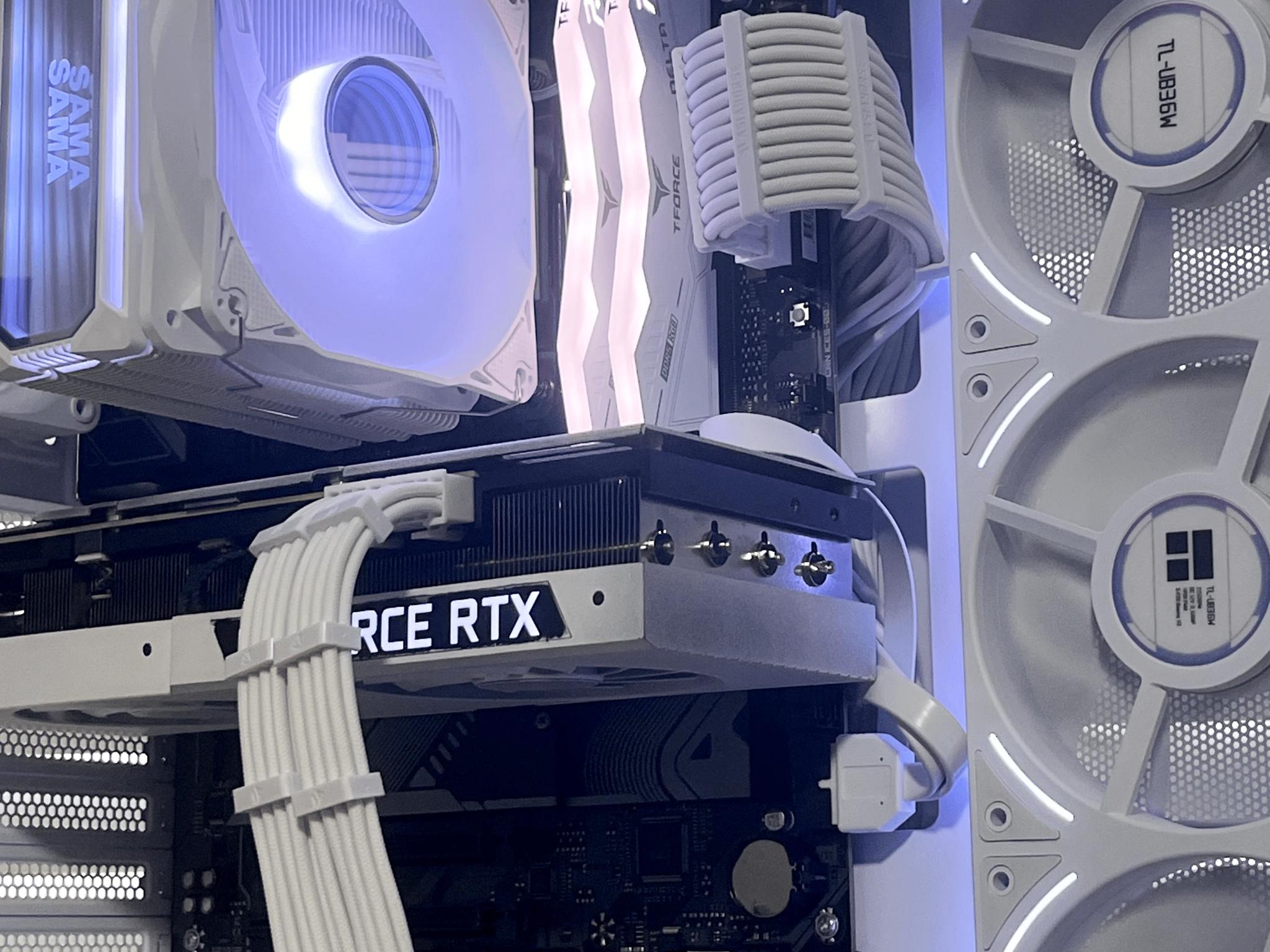 🗲 White Gaming PC | Ryzen 5 7600x | RTX 3080 | 32GB DDR5 | WiFi & BT🗲