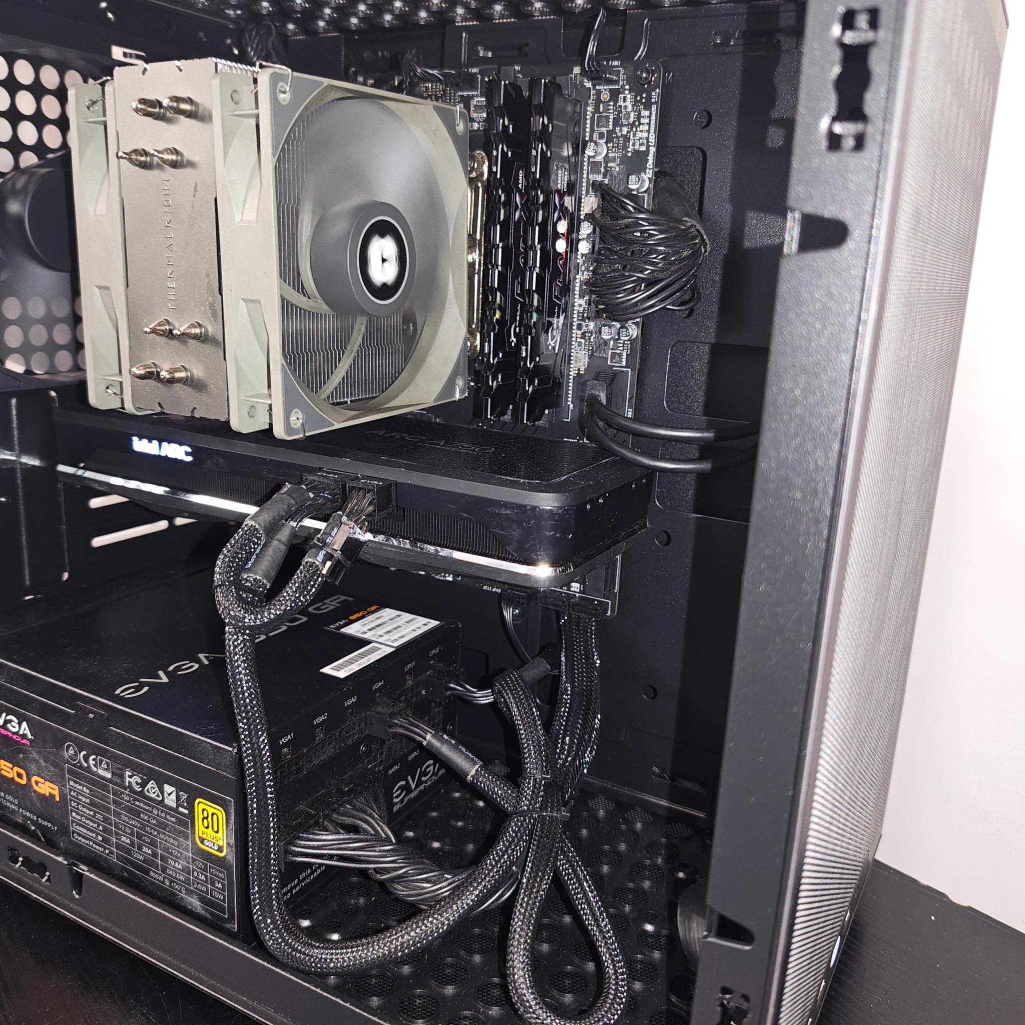 THE BLUE CUBE, fantastic value 1440P gaming pc equipped with FRAME GEN