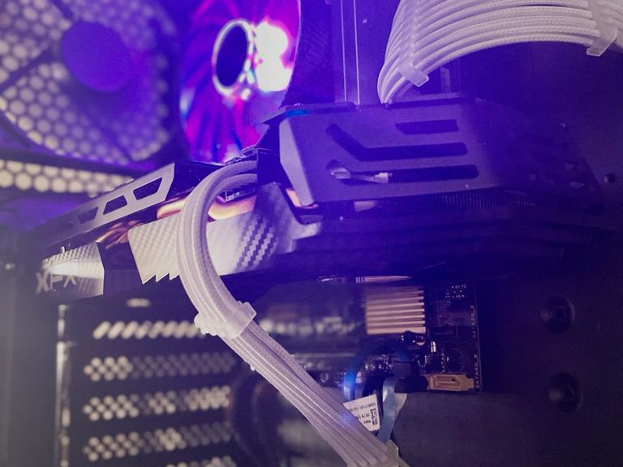 110+FPS Esports |  Intel i5, Radeon RX 580, 16GB RAM, 512GB SSD, RGB budget Gaming PC