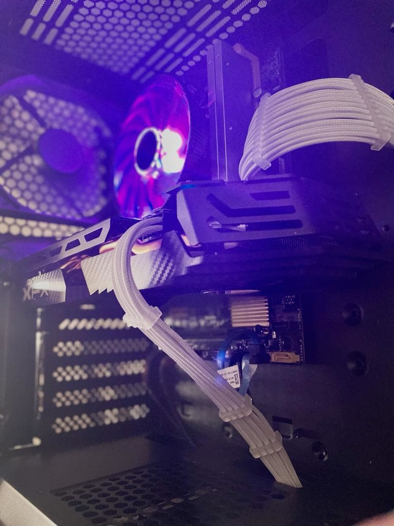 110+FPS Esports |  Intel i5, Radeon RX 580, 16GB RAM, 512GB SSD, RGB budget Gaming PC
