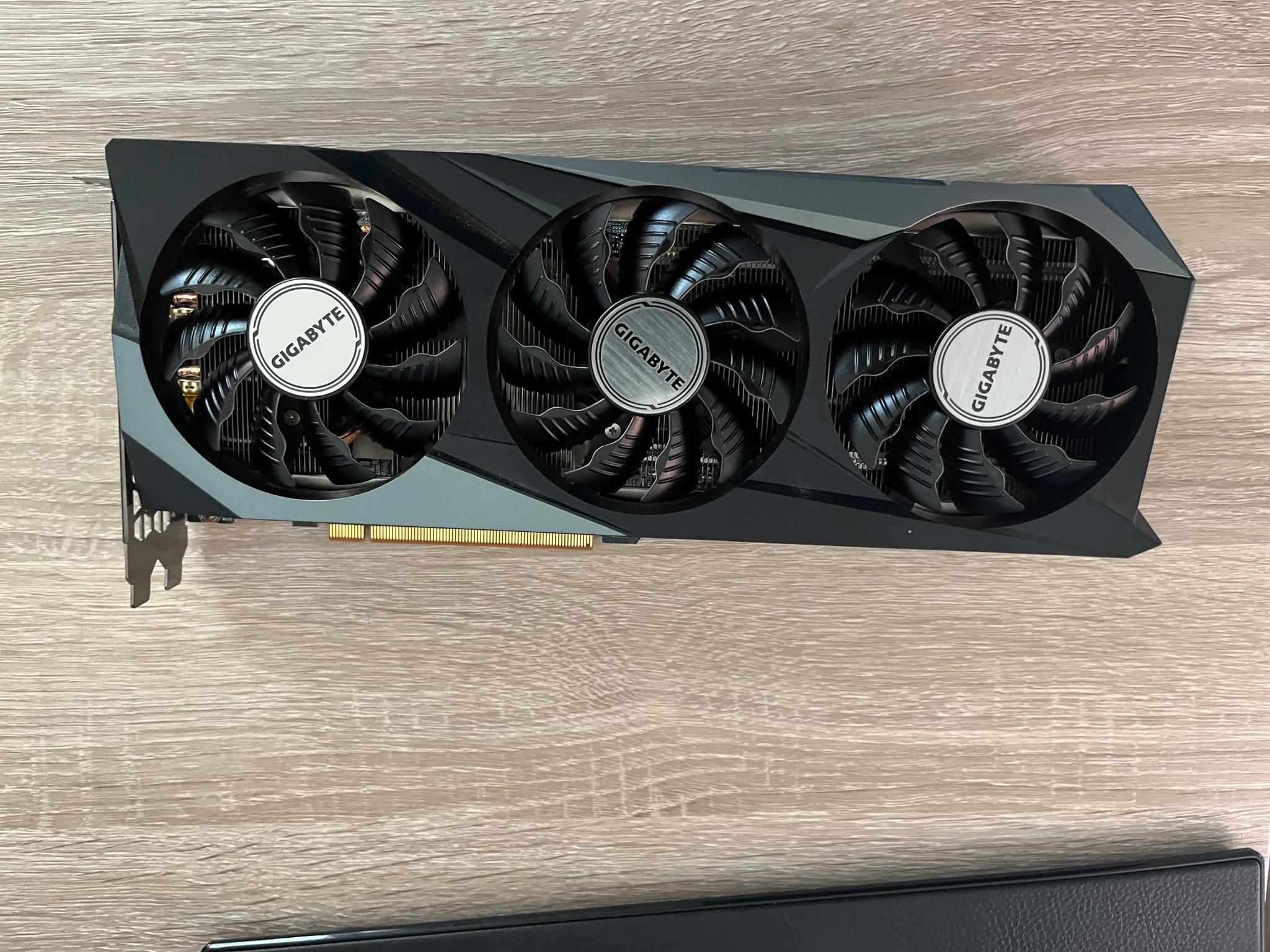 RTX 3070 GIGABYTE GAMING OC 8GB
