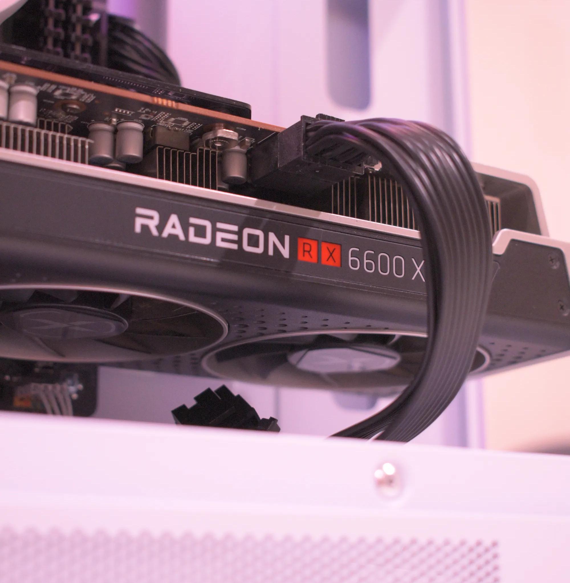 Gaming PC | Ryzen 5 3600 | RX 6600XT 8GB | 16GB DDR4 | 1TB nVME SSD | 1080p White Gaming PC RGB