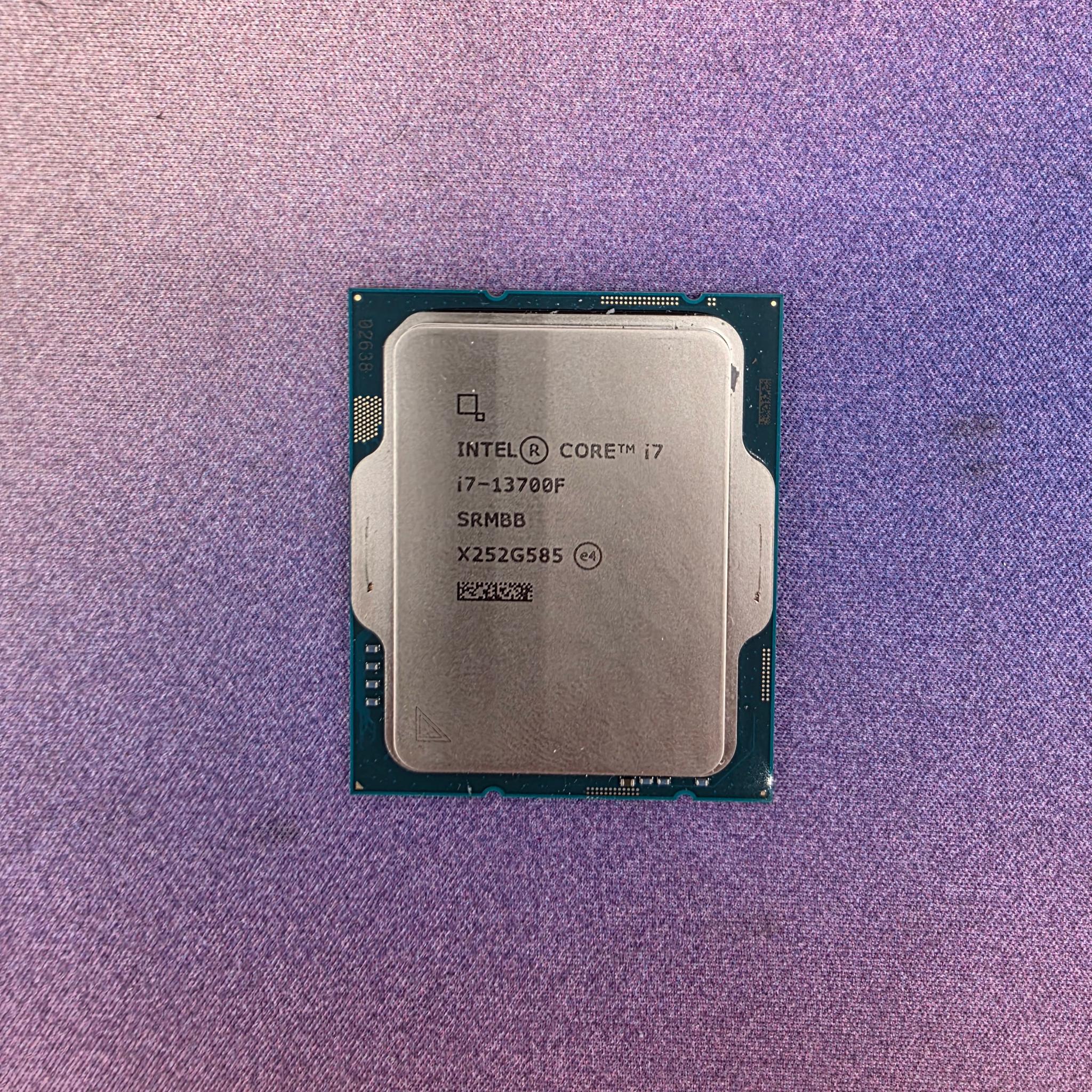 Intel Core i7-13700F