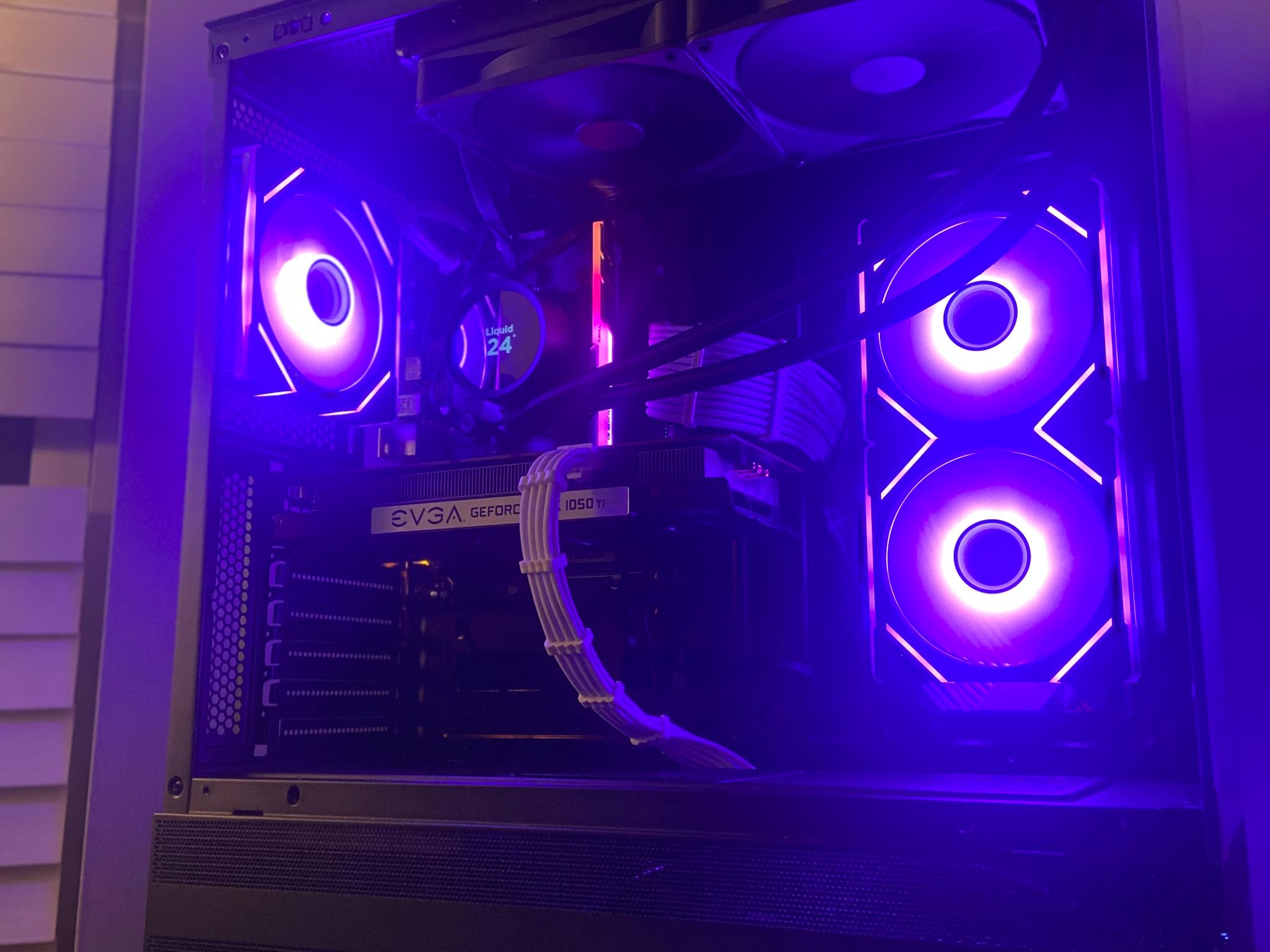 Gaming PC | GTX 1050 Ti | Intel I7 | RGB + LCD Screen | Ready to Use
