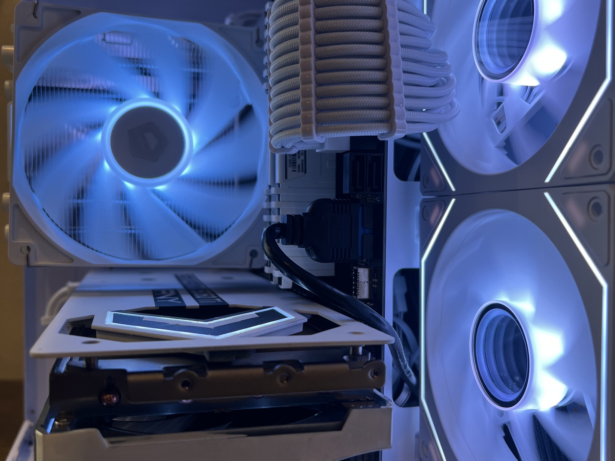 ❄️RTX 5060ti 16gb❄️| Intel i5 13400f | 16gb RAM | 1tb NVME | Windows 11 | Custom 1440p Gaming PC