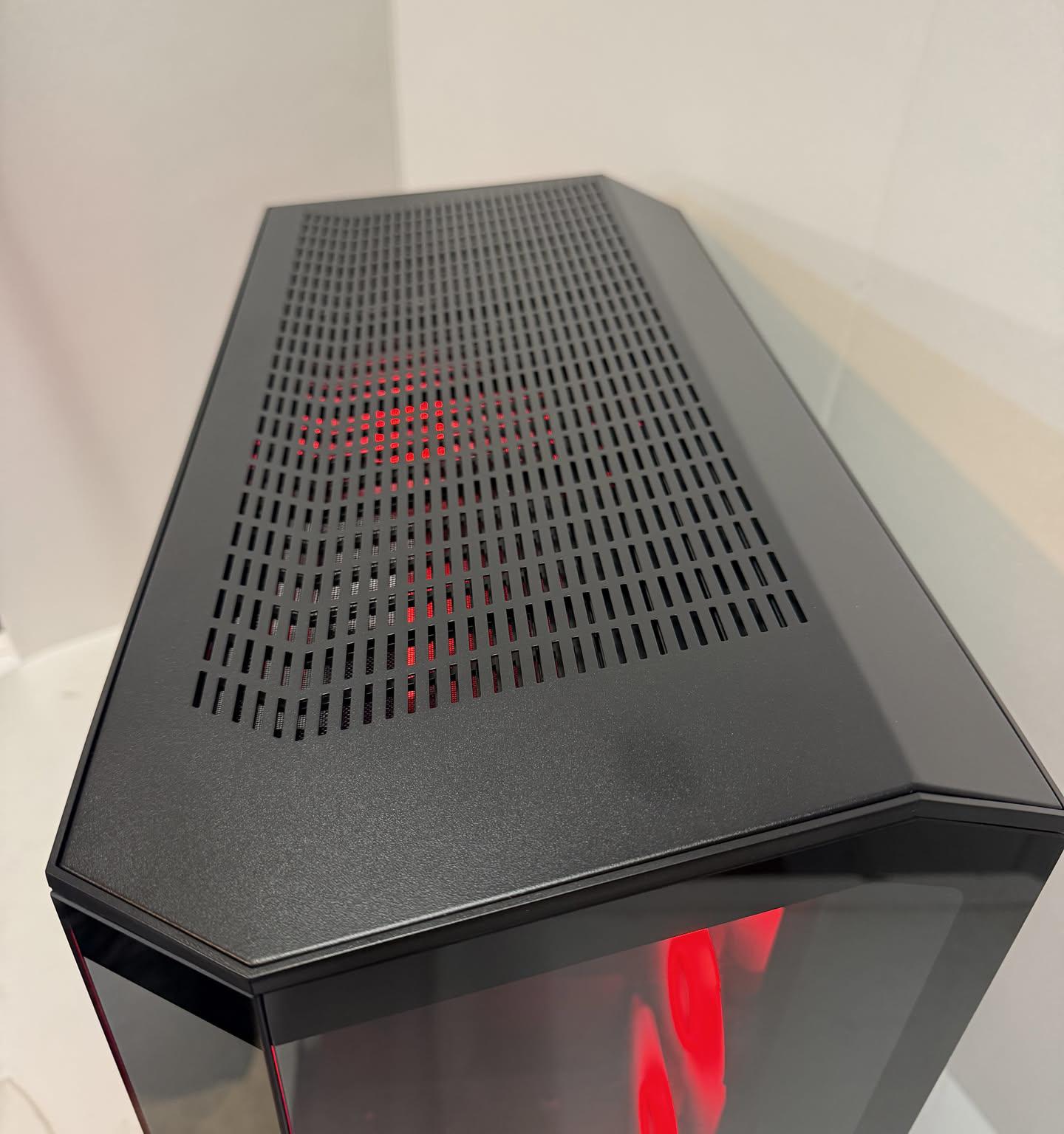*NEW* Custom Gaming PC w/ 4070 & RGB