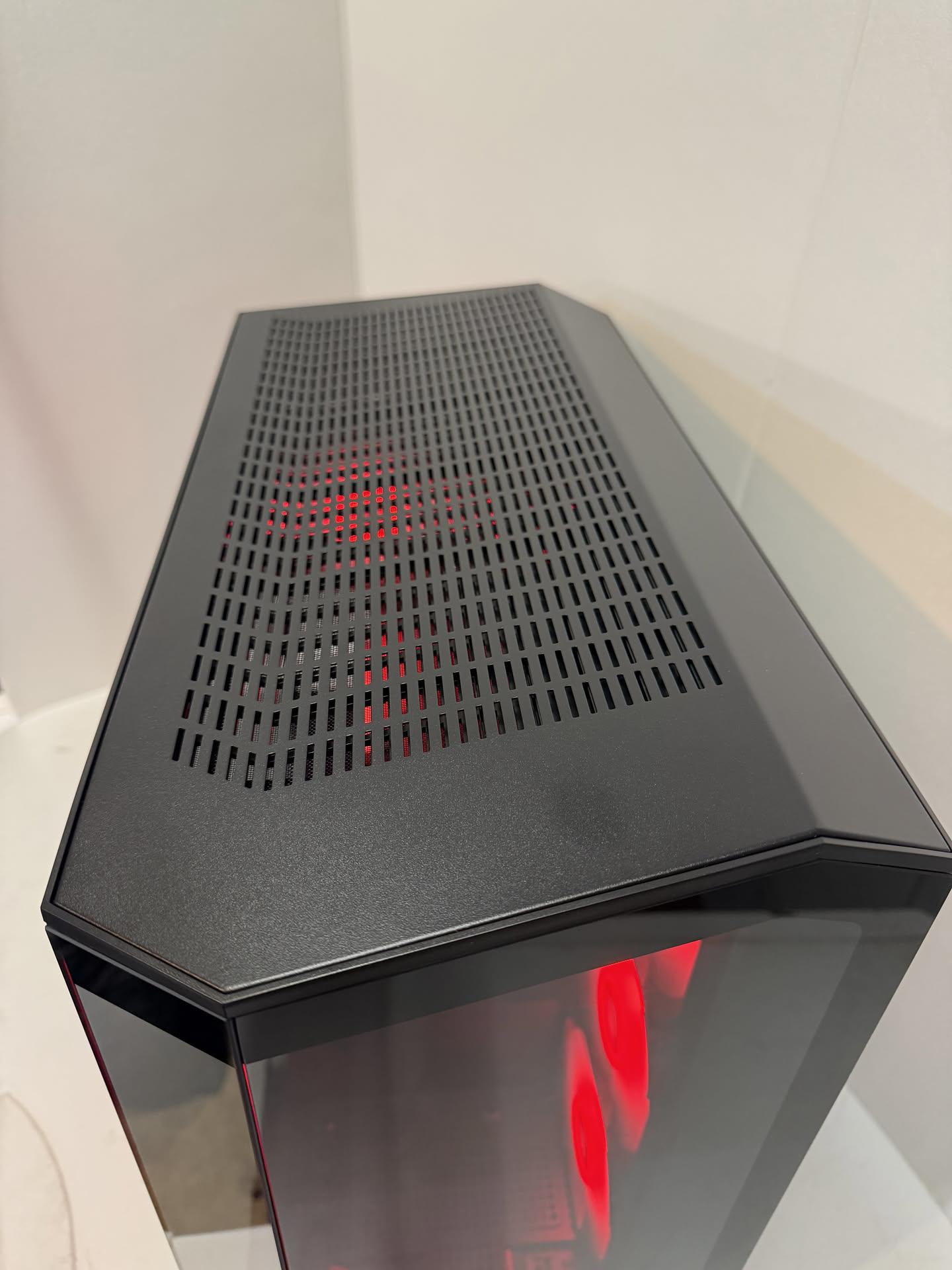 *NEW* Custom Gaming PC w/ 4070 & RGB