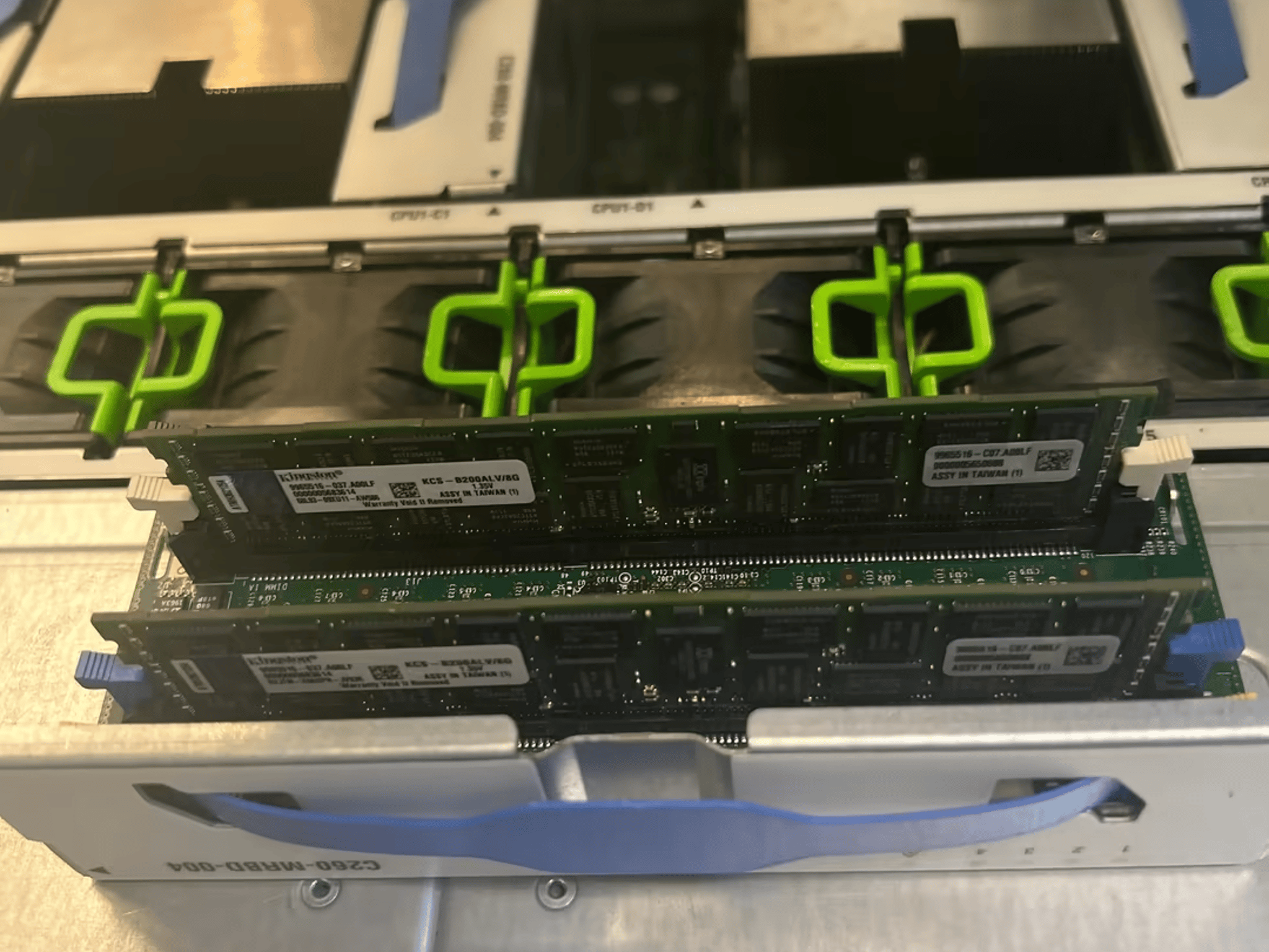 Cisco UCS C260 M2 Server 256GB Ram, 2x Xeon E7-2870