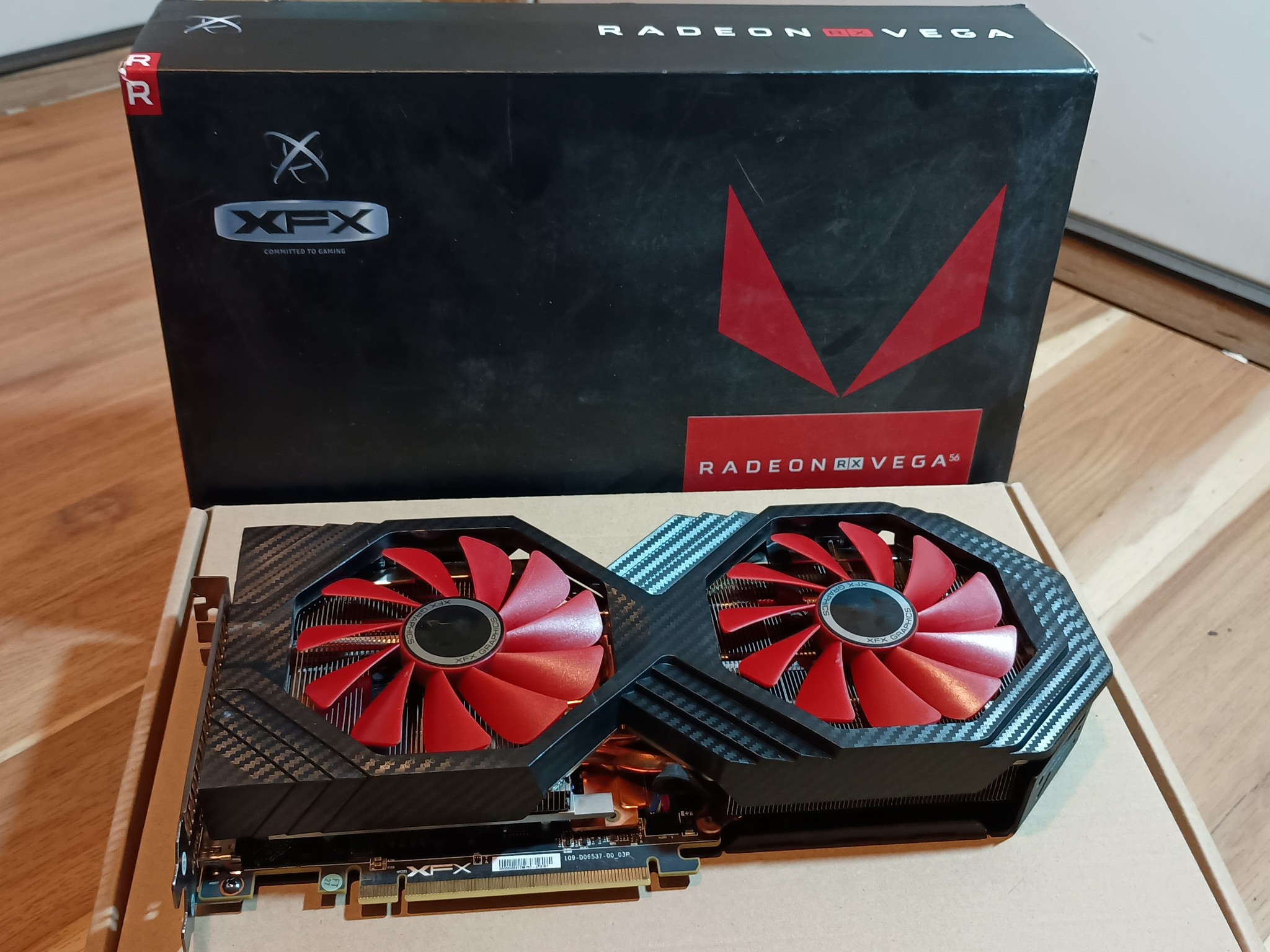 XFX Radeon RX Vega 56 Double Edition 8GB