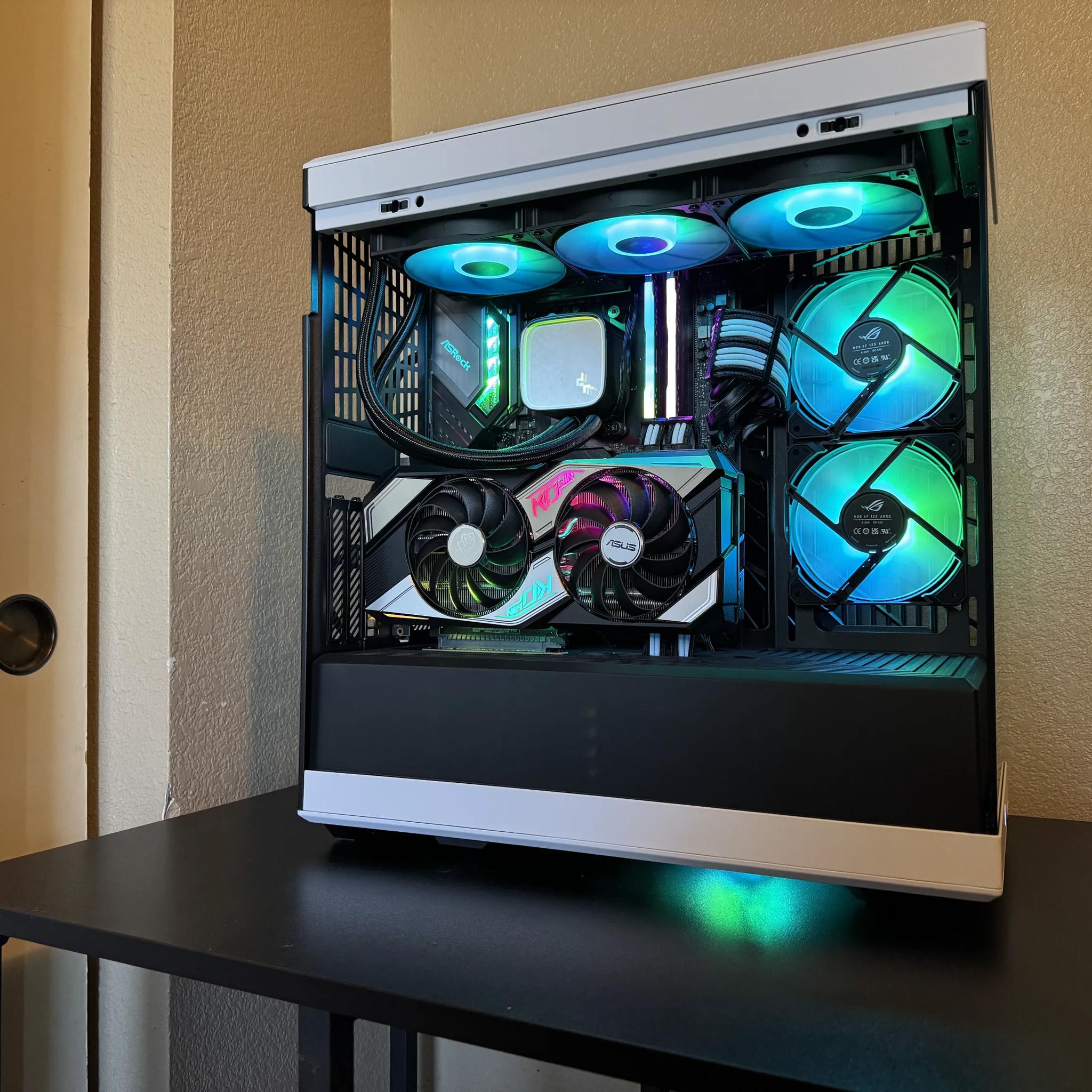Ryzen 7 5700X | RTX 3070 | 32GB RAM | 2TB M.2 NVME SSD