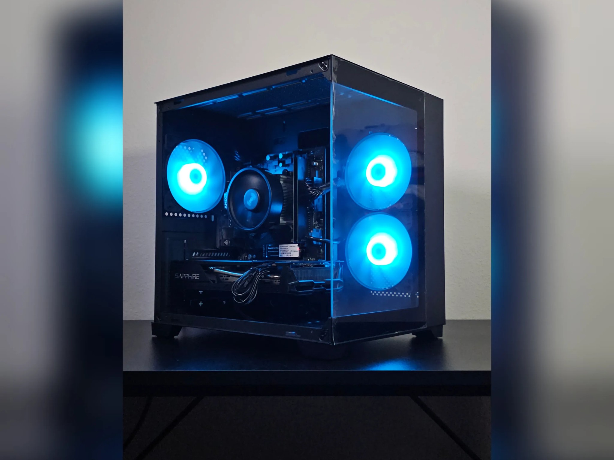 Midrange 1080p / RX 5700-XT 8GB / Ryzen 5 3600 / 16GB DDR4 / 256GB SSD + 3TB HDD