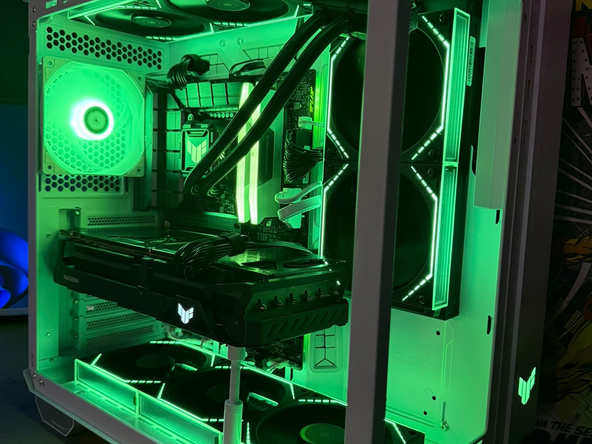 "ARCTIC TUF" 1440P BEAST | RX 6700XT 12GB - Intel i5 13400F | 32GB DDR5 | 2TB Storage | WIFI