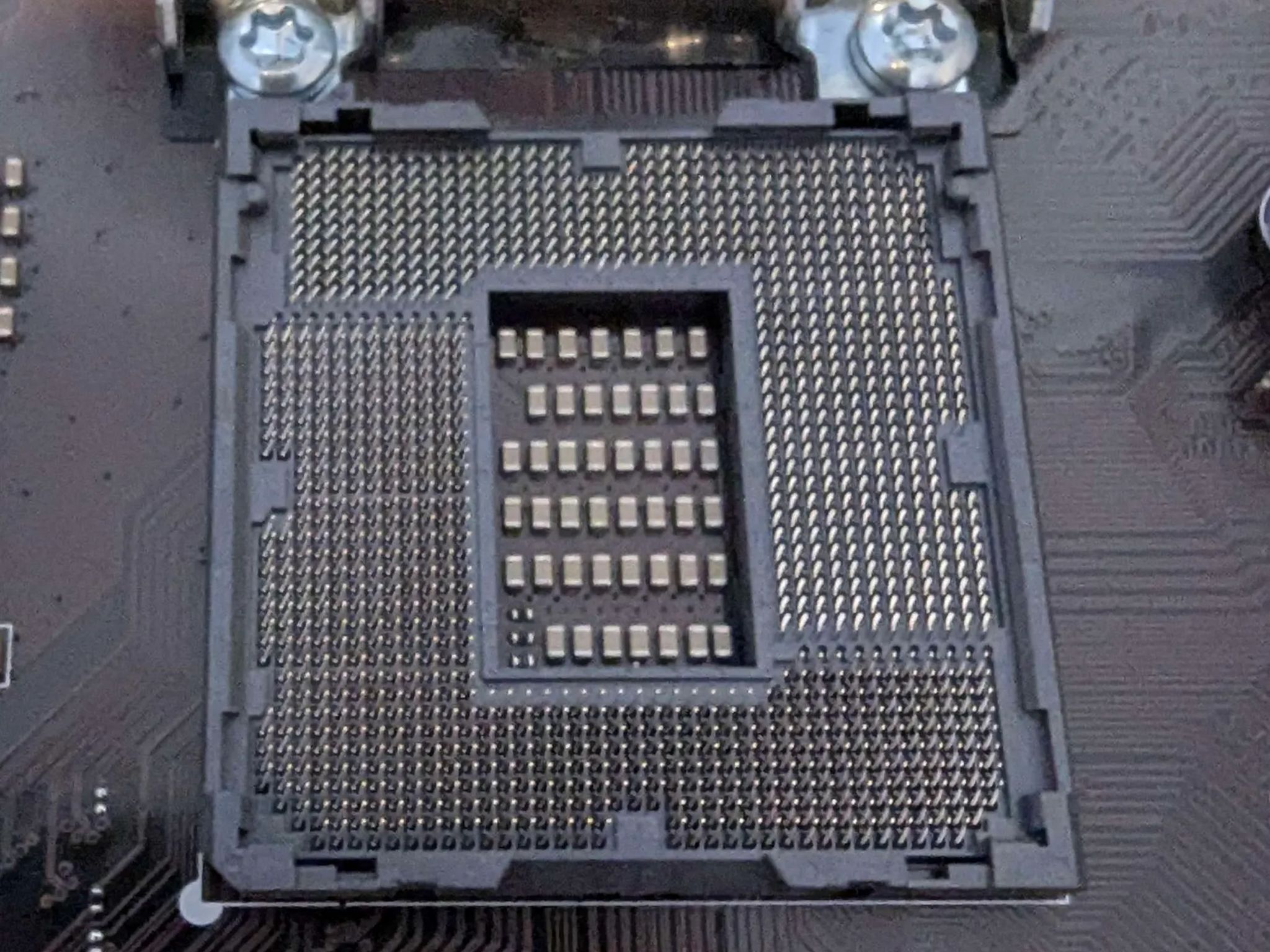 i7-8700k and 32GB ram