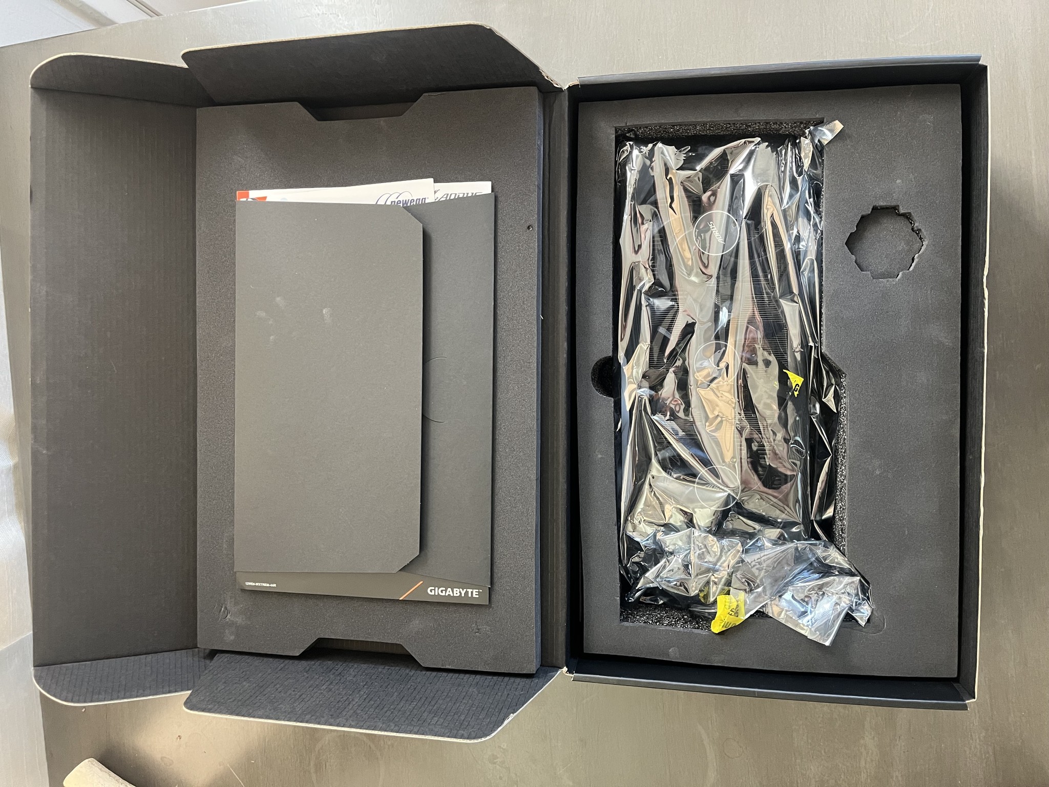 Gigabyte AORUS GeForce RTX 3070 Ti MASTER 8G