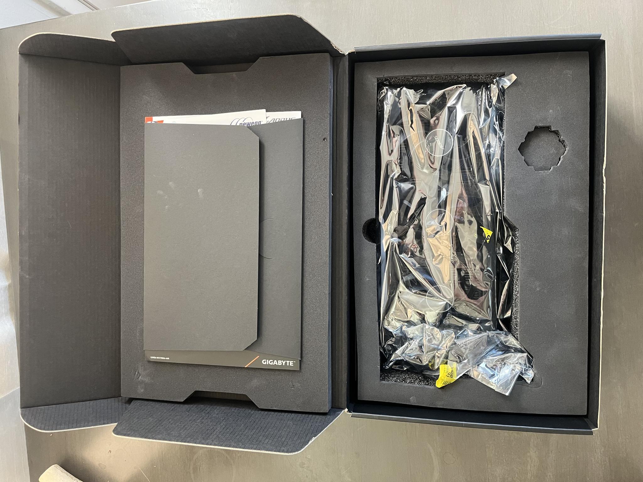Gigabyte AORUS GeForce RTX 3070 Ti MASTER 8G