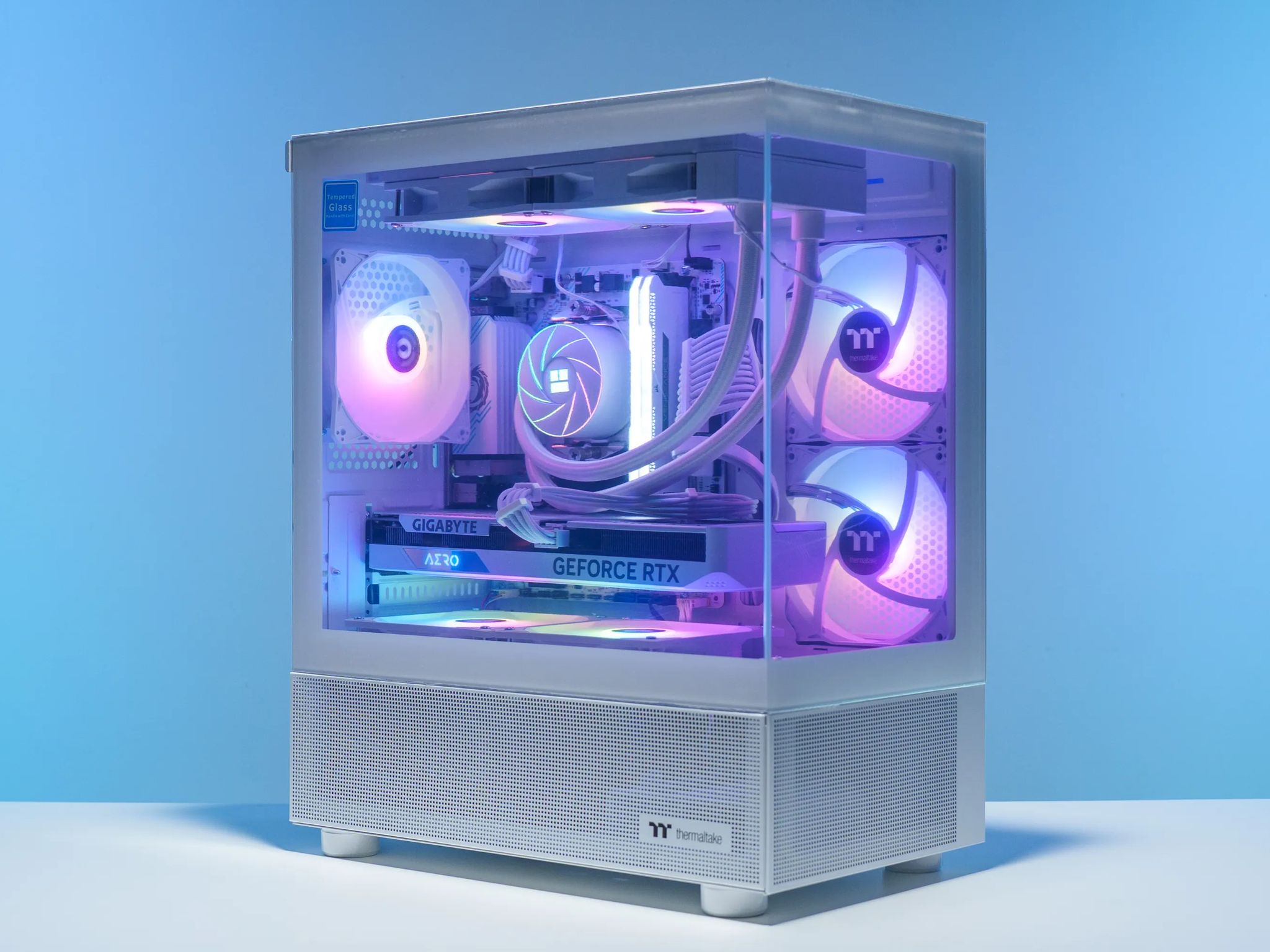 White Gaming PC | RTX 4060 | Ryzen 5 5600x | 32GB DDR5 | 1TB m.2 | Watercooled | RGB