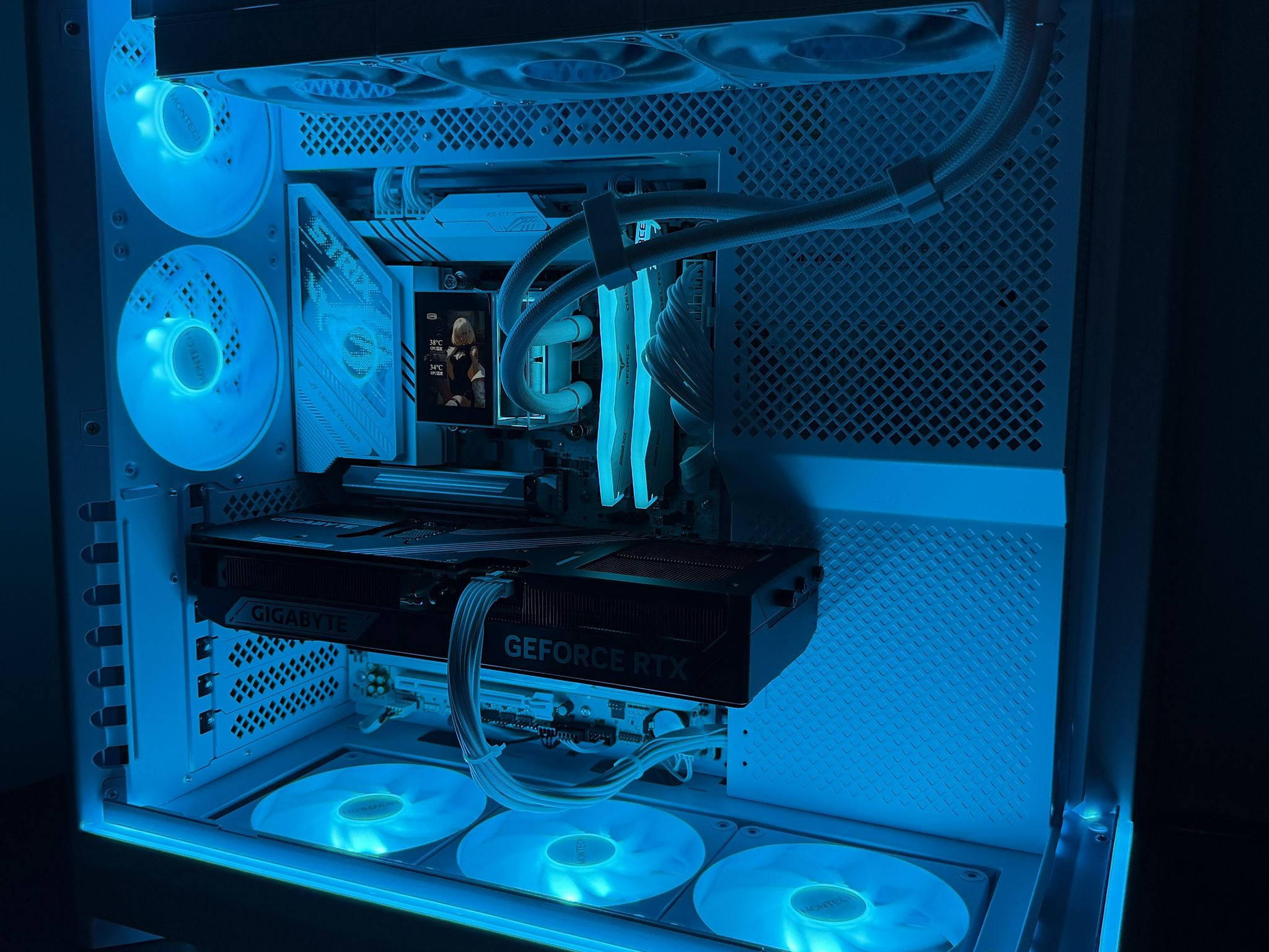 "200 IQ V2" Core Ultra 7 270K Plus, RTX 5080 16GB DLSS 5 Ready, 32GB DDR5-6000cl30, 2TB Gen4 NVMe
