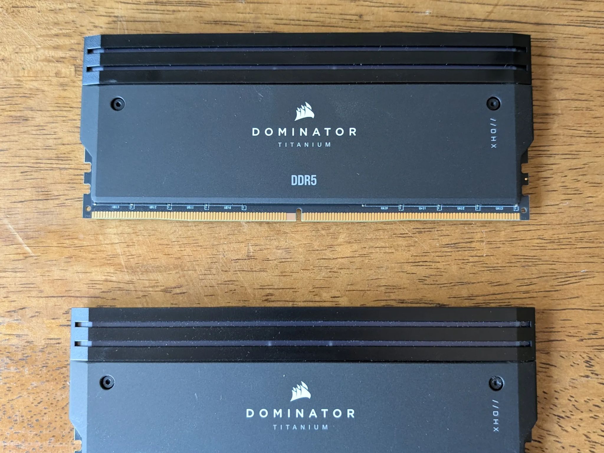 Corsair Dominator Titanium RGB 64GB (2 x 32GB) DDR5-6600 PC5-52800 CL32 RAM