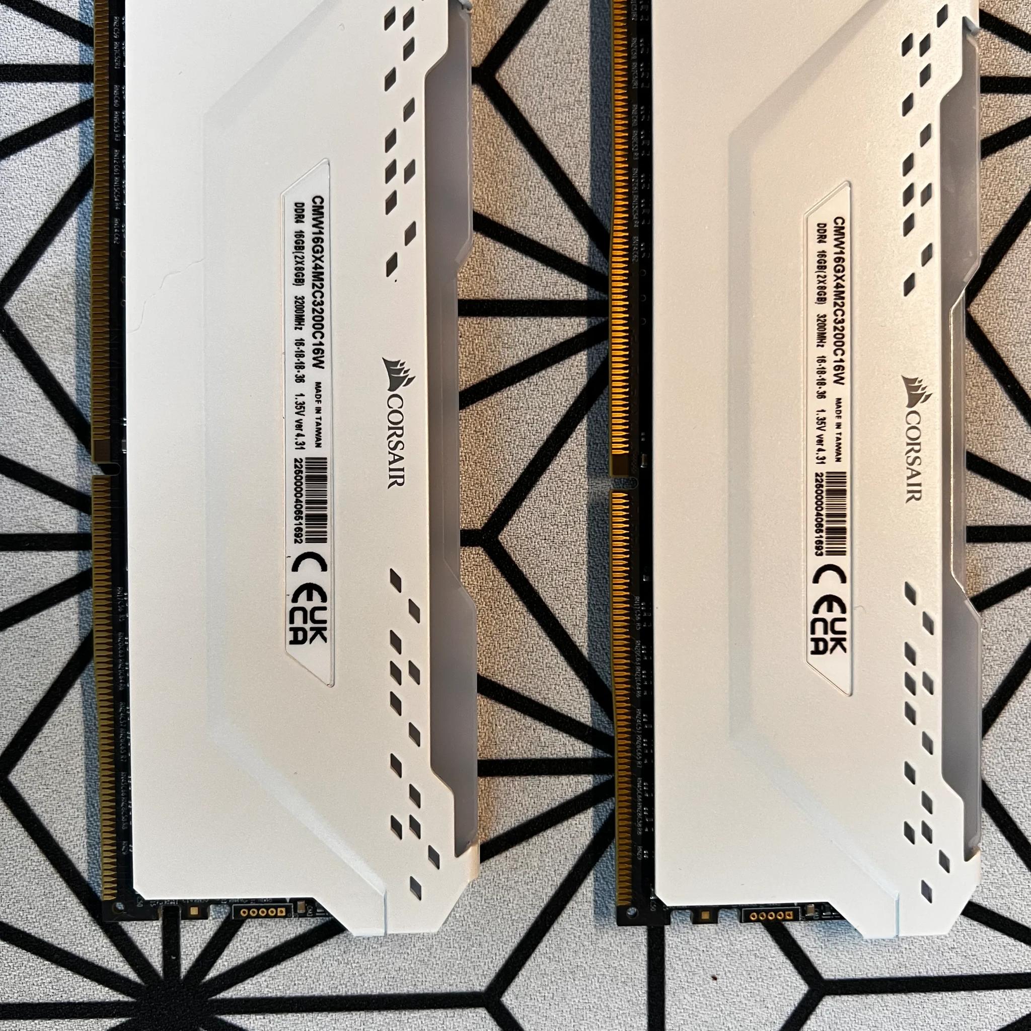 Corsair Vengeance RGB PRO 16Gb DDR4 3200MHz