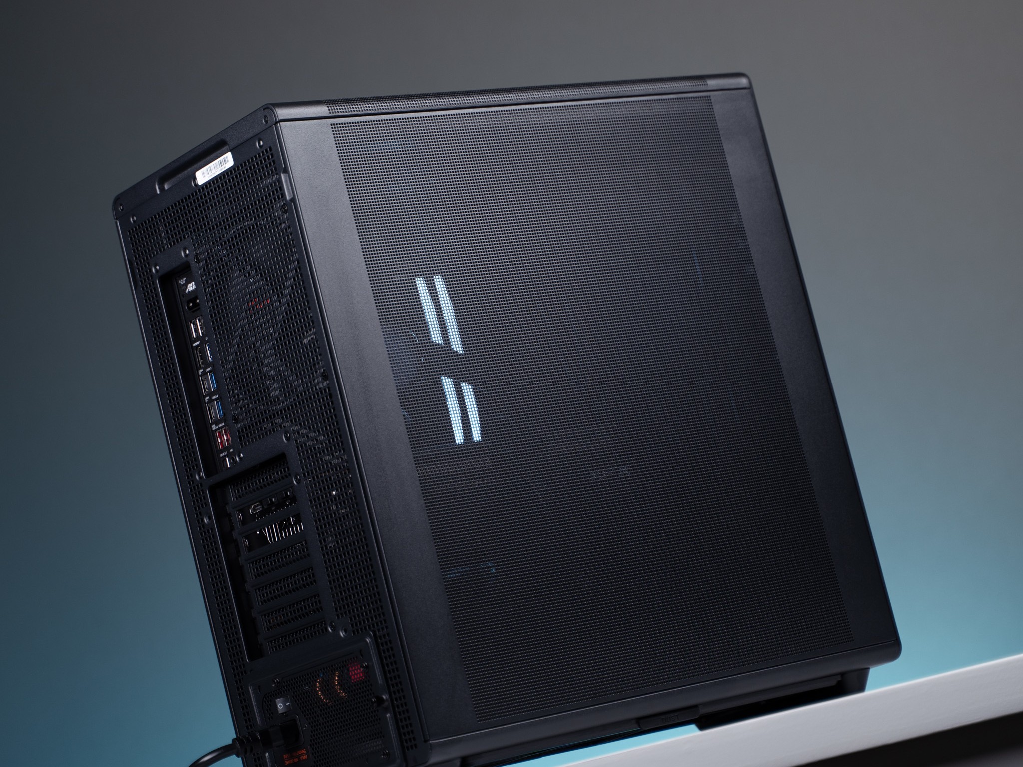 “Fractusform” RX 9070 Ryzen 7 8700F 2TB 32GB Windows 11 Gaming PC Powerhouse