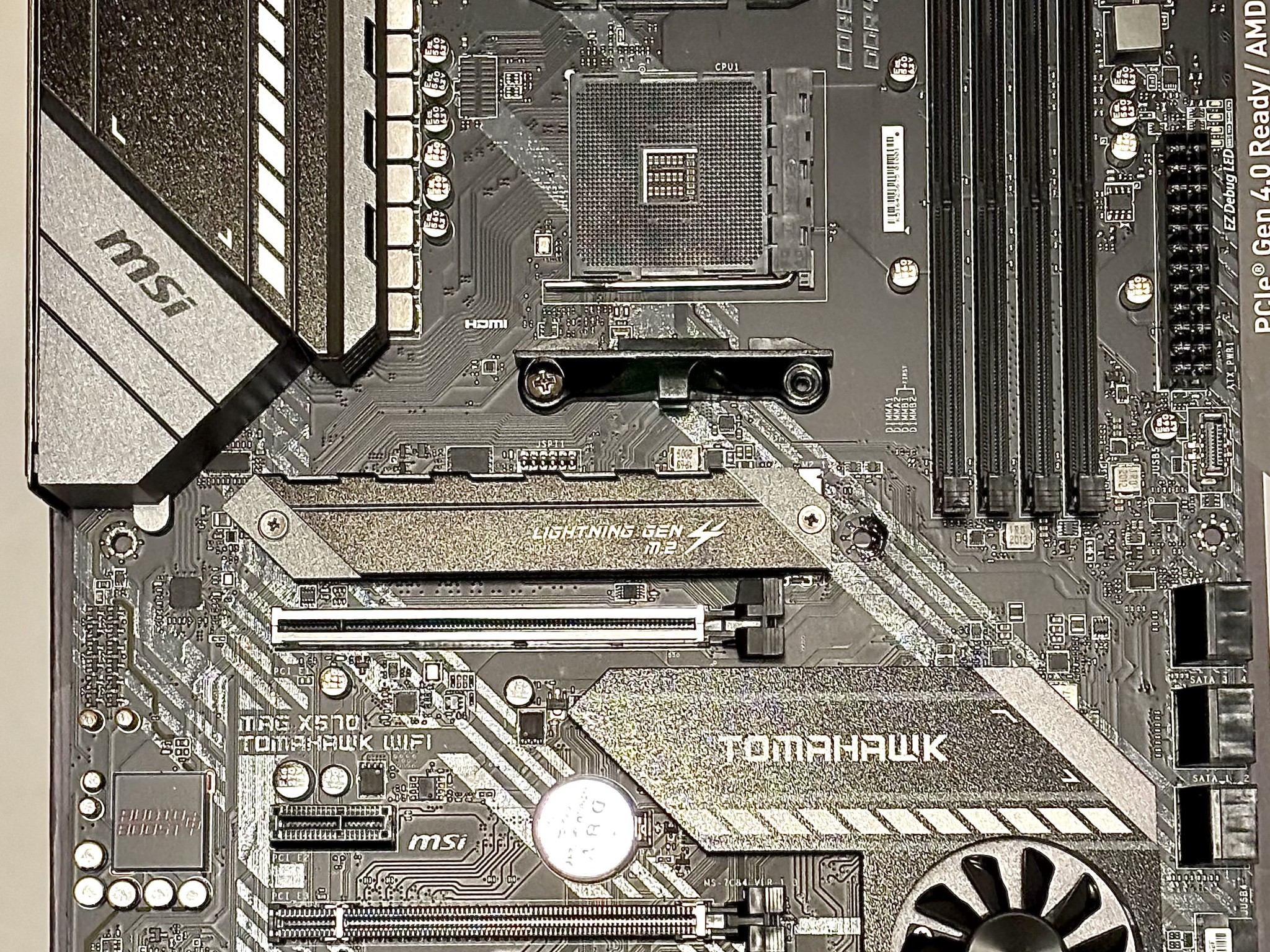 MSI MAG X570 TOMAHAWK WIFI Motherboard