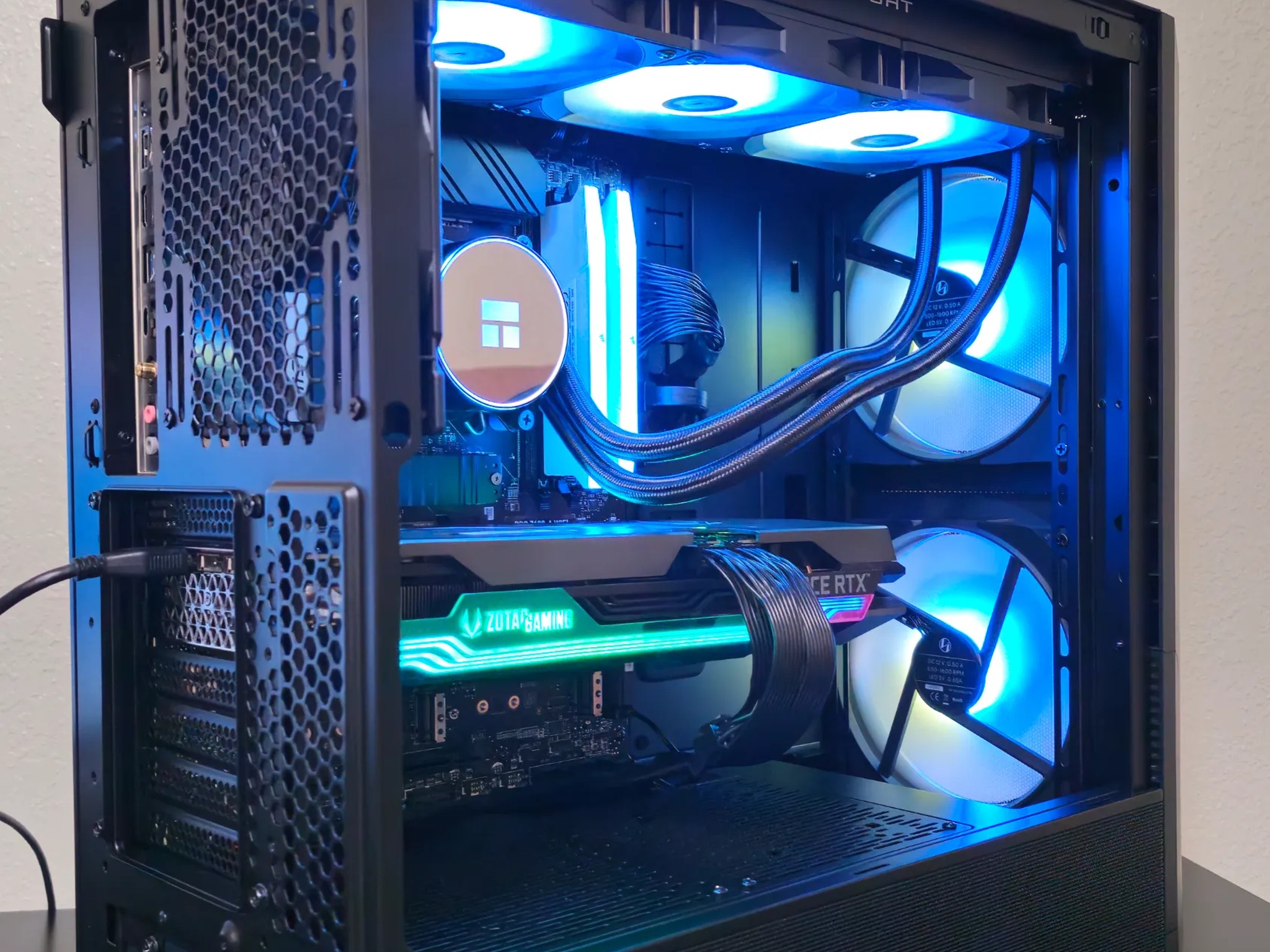*Price to Performance King* RTX 3080 - i7-12700KF - 32GB DDR5 - 1TB SSD - 1440P/4K GAMING PC N.I.B.
