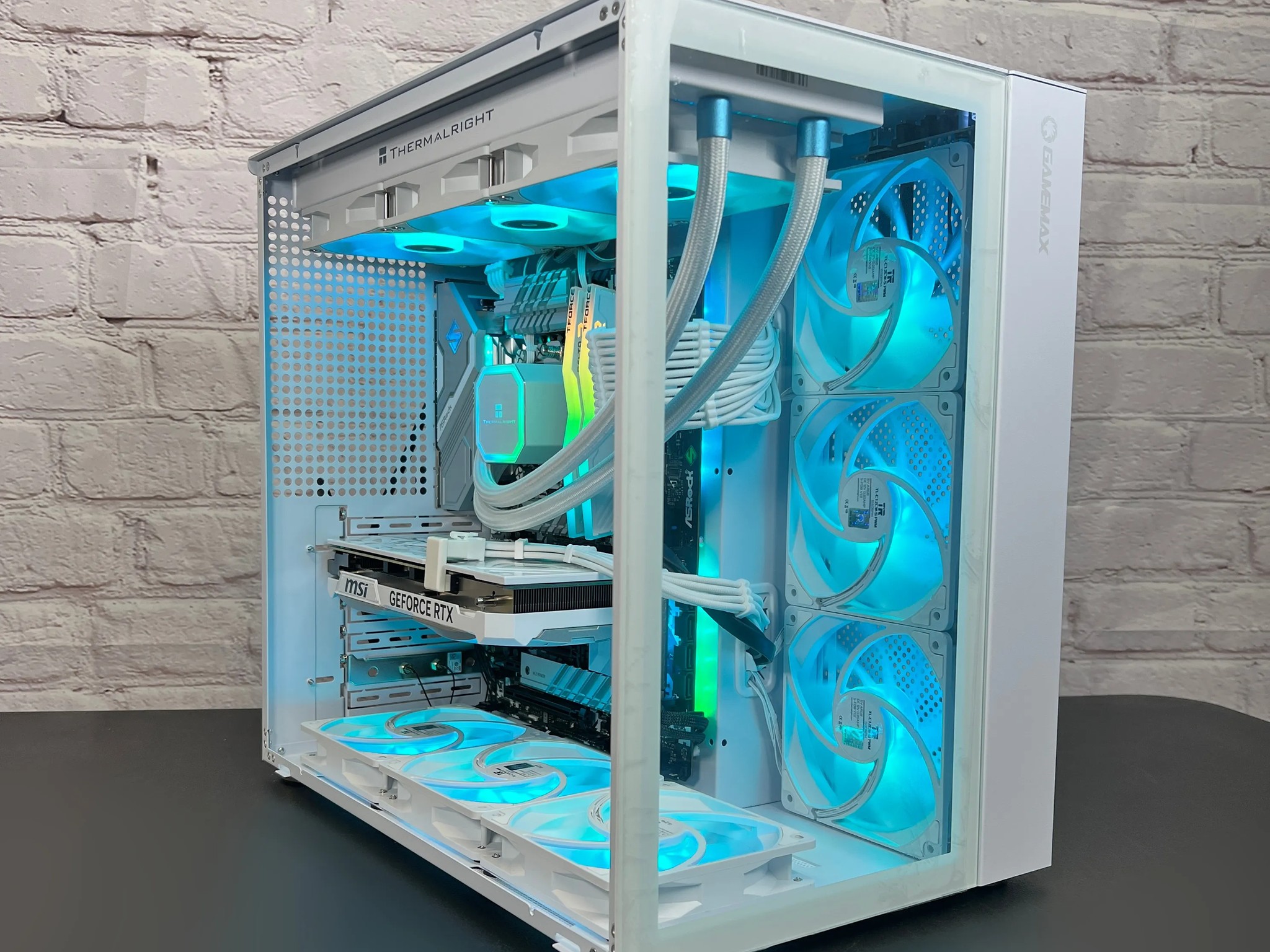 Intel i5 13600K RTX 4070 32GB RAM 1TB M.2 Wifi 6 Win11 Pro Gaming PC