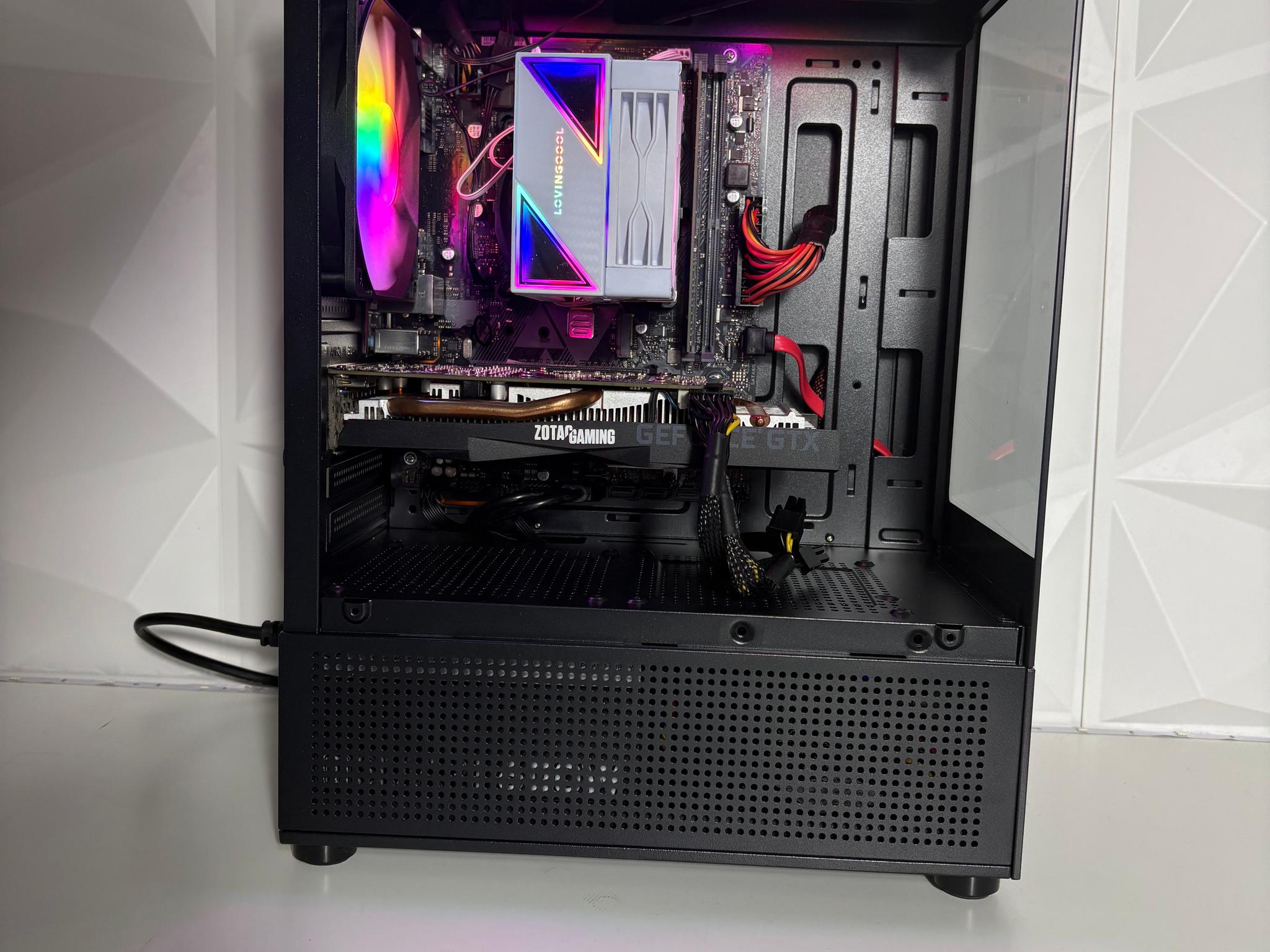 Crimson Valley - Intel Core i5 9400F, GTX 1660, 16GB DDR4, 512GB SSD