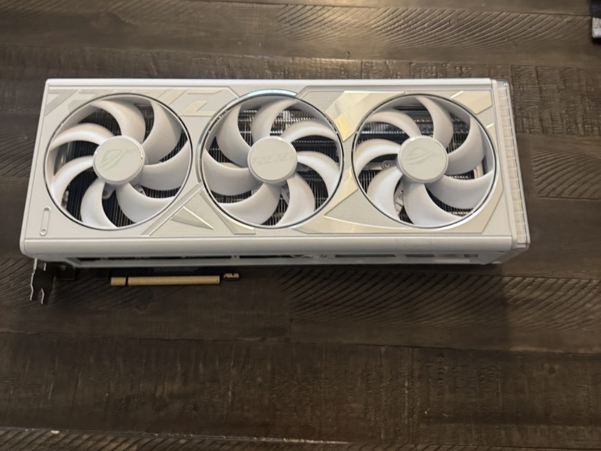 ASUS ROG STRIX rtx 4090