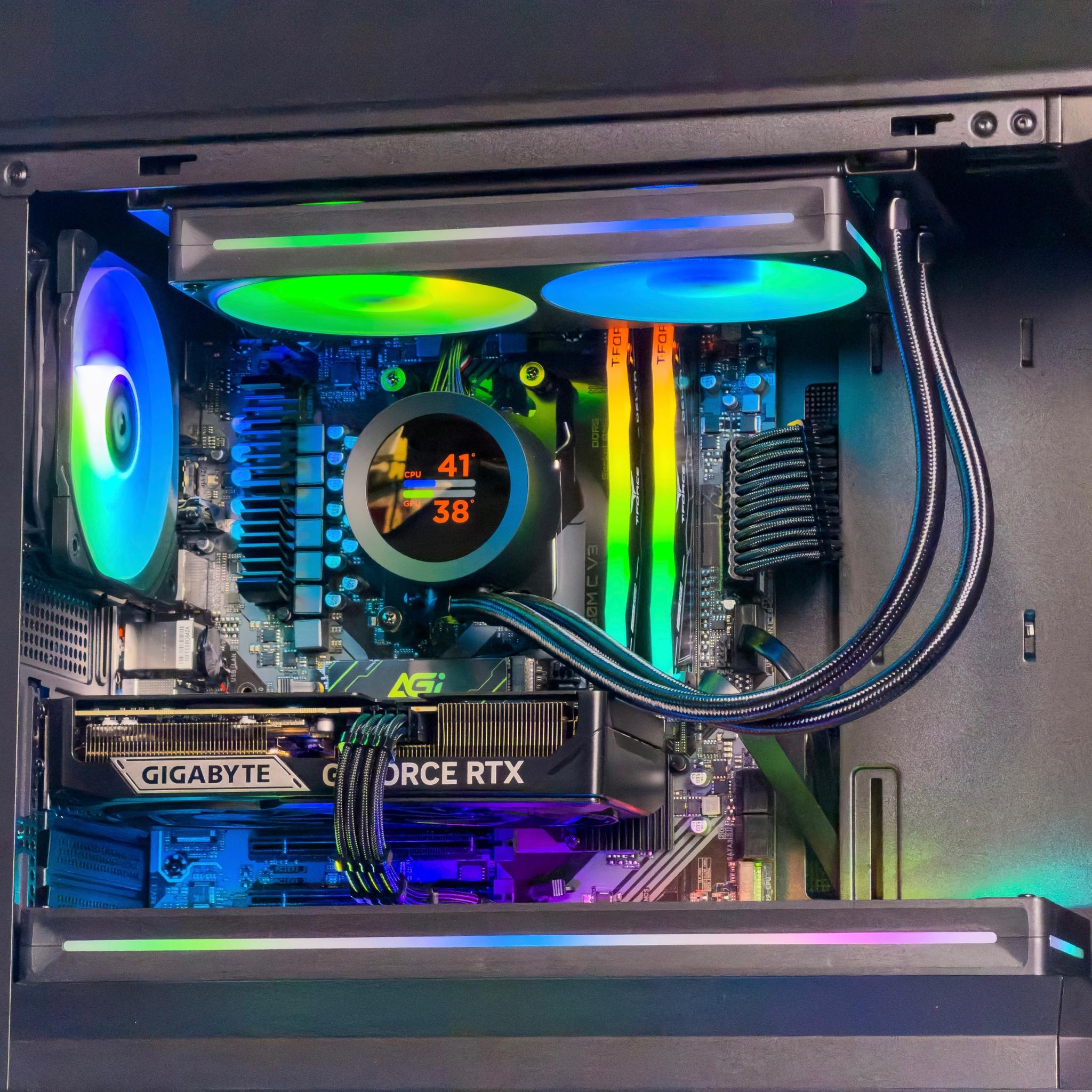 Lumenforge | RTX 5060ti 16gb | R5 7600x | RGB 16gb DDR5 | 1TB SSD