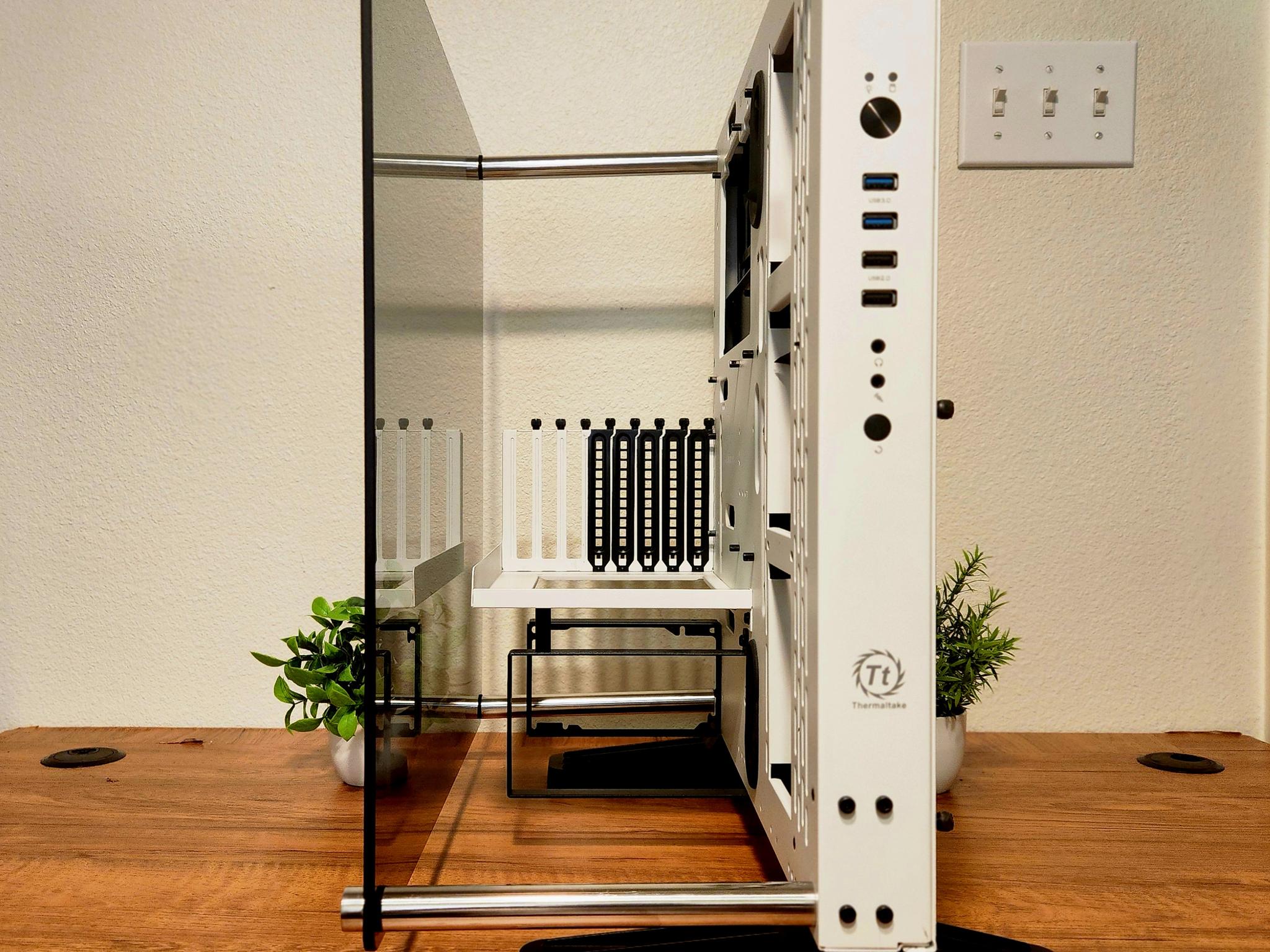 Thermaltake Core P3 Snow Case | Panoramic | Wall Mountable | ATX | PCIE 4.0 Riser Cable Included