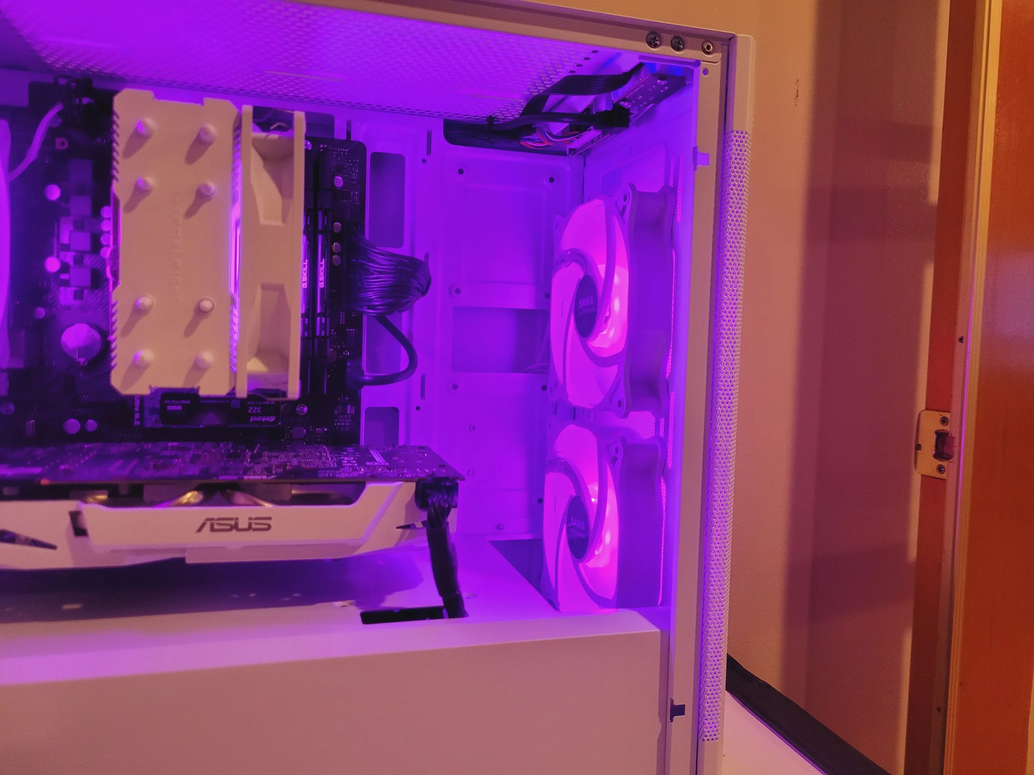 Ryzen 5 3600 | GTX 1070 8GB ⚪Value Ryzen RGB Gaming PC⚪ | 16GB Ram | Budget Gaming PC Desktop 1080p
