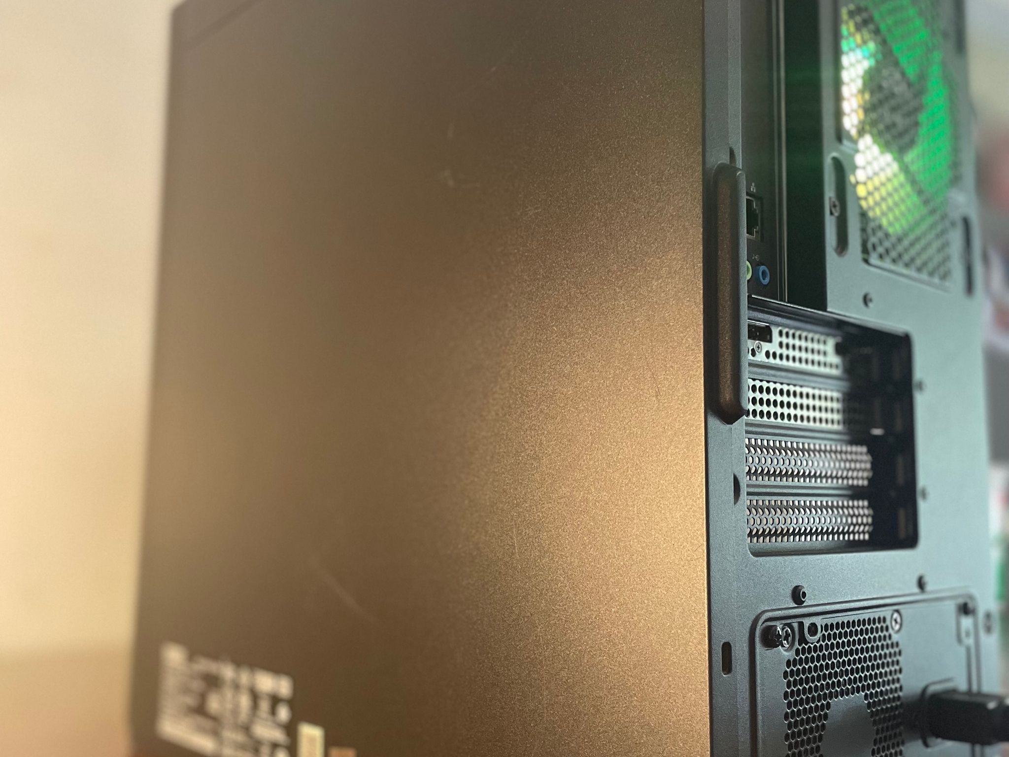 Gaming PC | Radeon 6500 XT| RYZEN 5 | 16GB RAM | WINDOWS 11 | WIFI & BT