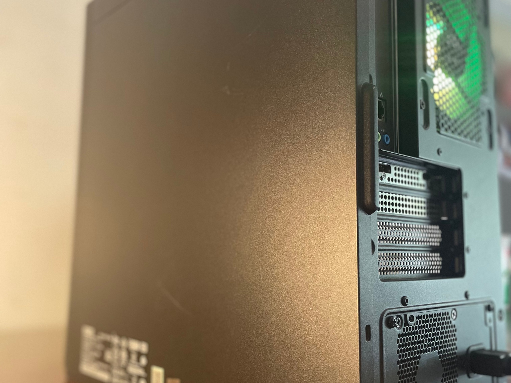 Gaming PC | Radeon 6500 XT| RYZEN 5 | 16GB RAM | WINDOWS 11 | WIFI & BT