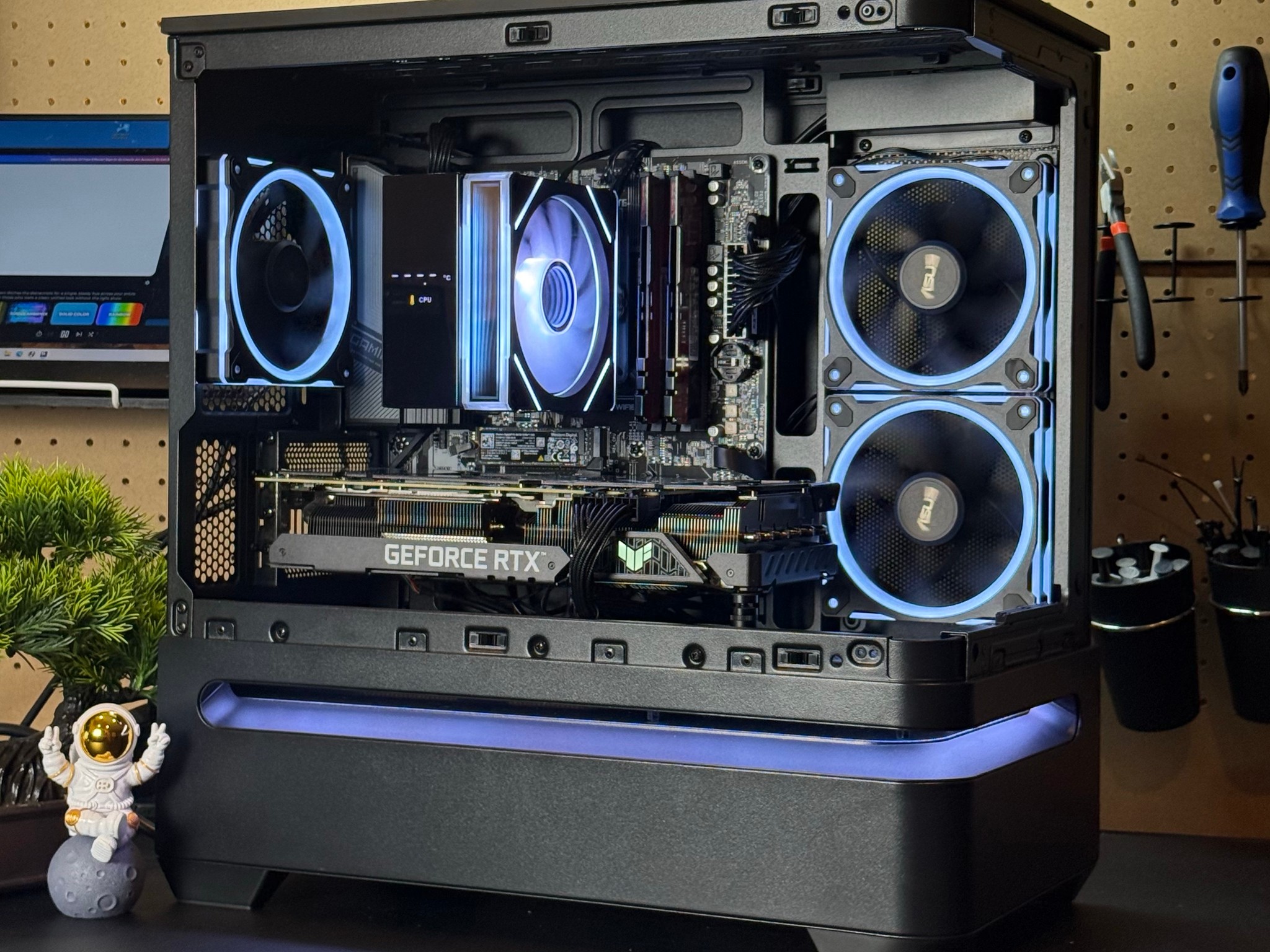 Gaming PC | RTX 3080 | Ryzen 5 5600 | 32GB DDR4 RAM | 1TB | Windows 11