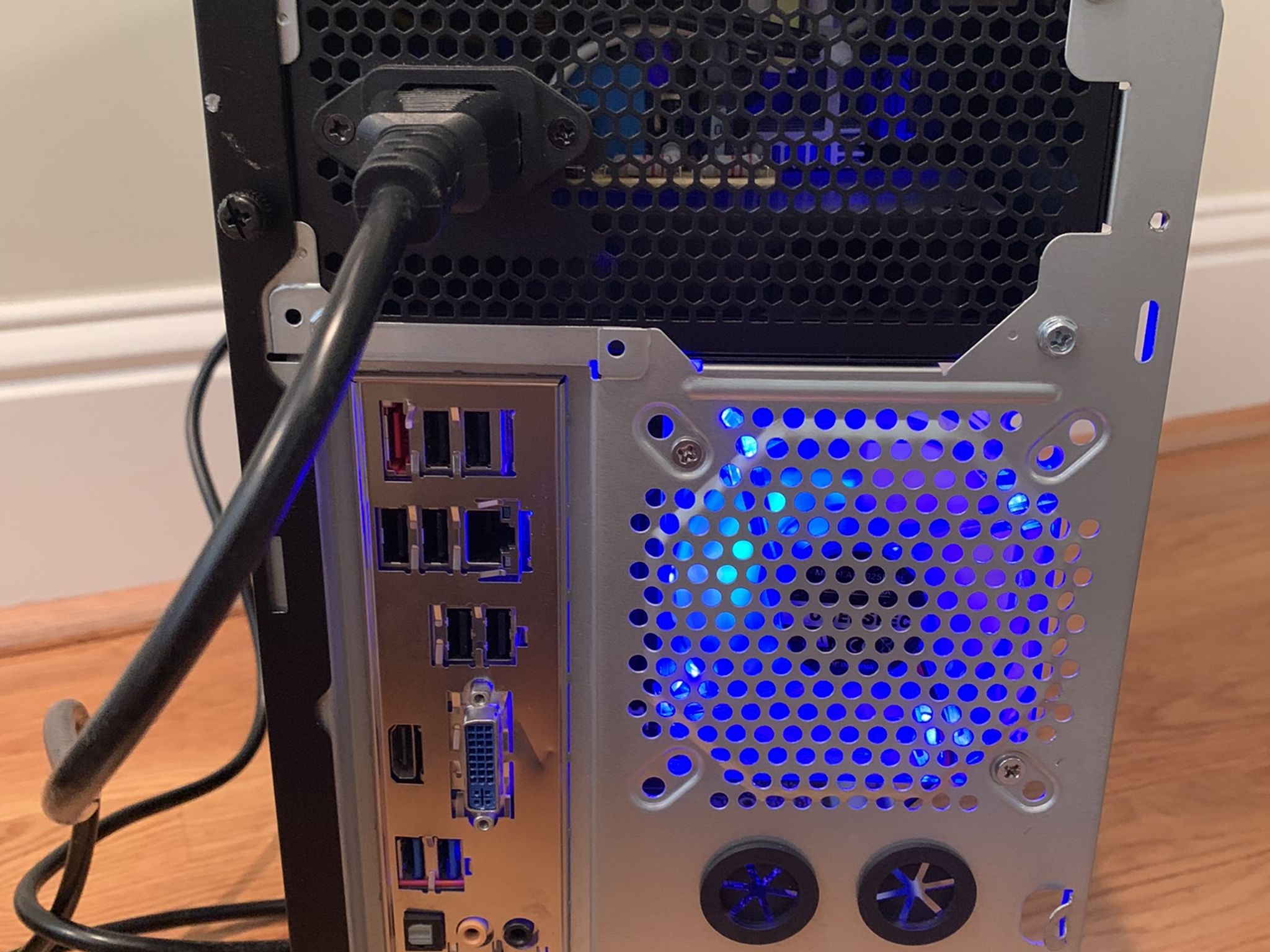 GTX 1060 (i7 3770)E3 1230 v2 WiFi FORTNITE READY GAMING PC 16GB RAM 500GB SSD WINDOWS 10 INSTALLED