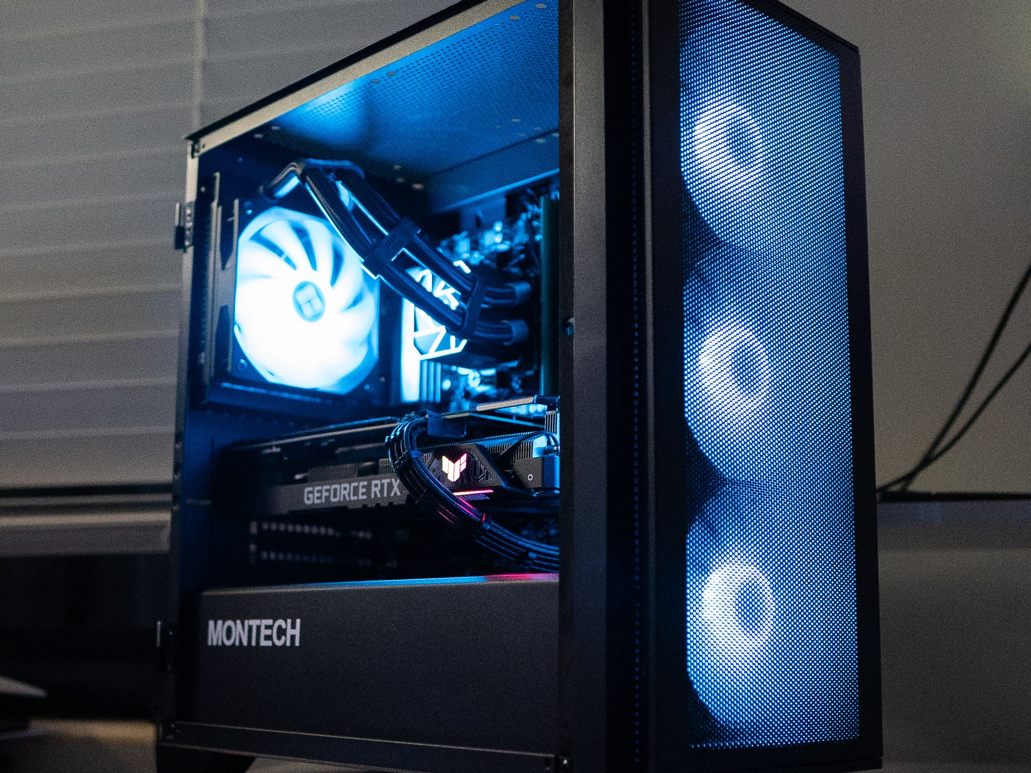 ⚪🟣 | RYZEN 5 7500F | RTX 3060 OC 12GB | 16GB DDR5 RAM | 1TB NVME SSD | Amethyst Achiever 2.0